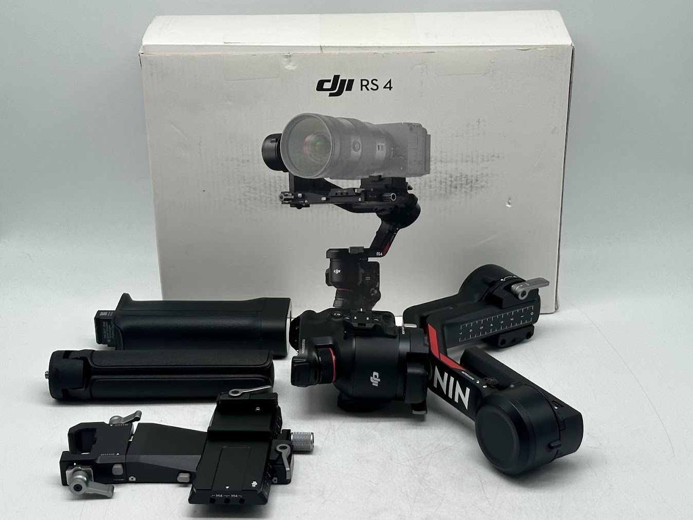 DJI Ronin RS 4 3-Axis Gimbal Stabilizer for Cameras