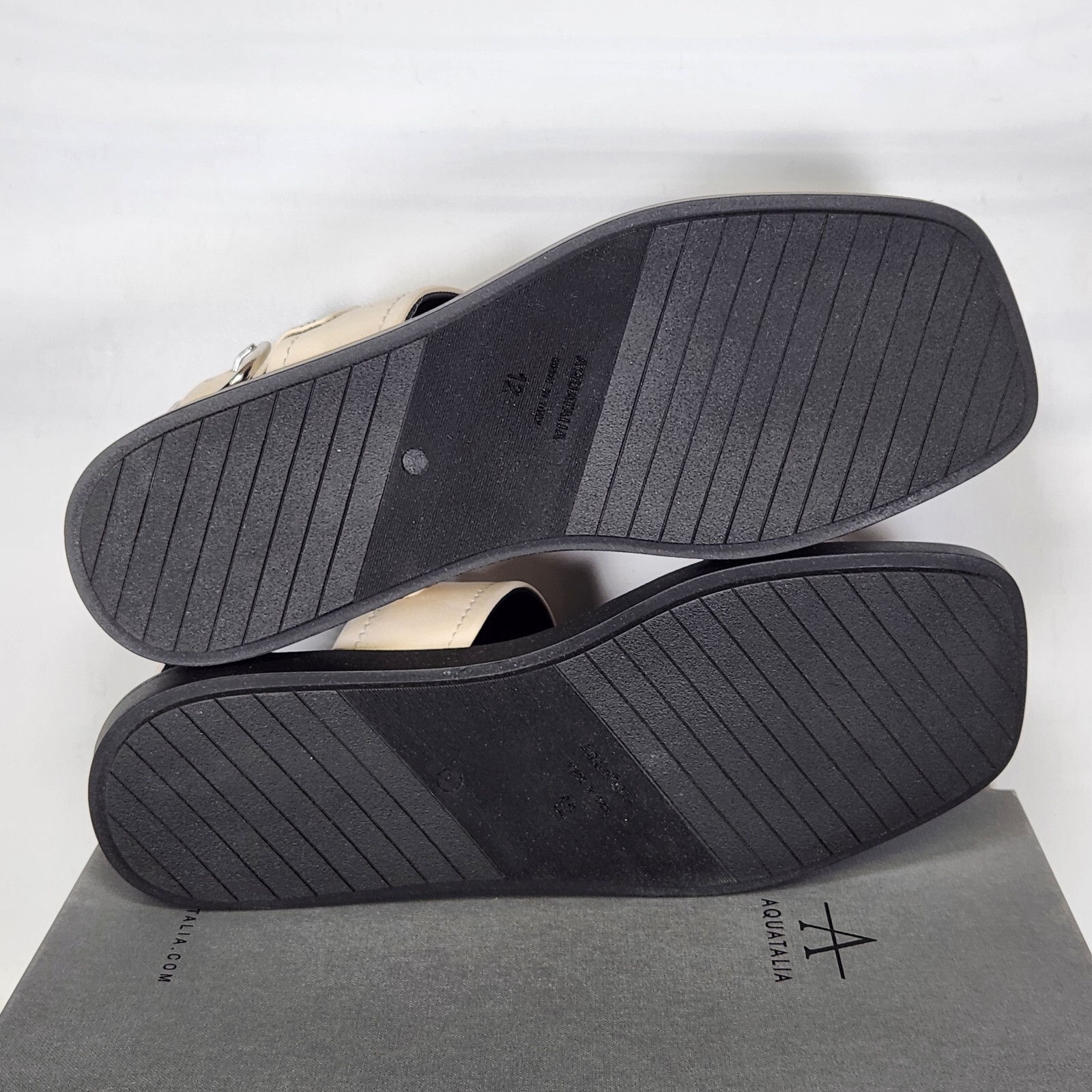 Size 12 - Aquatalia Joni - Eggshell