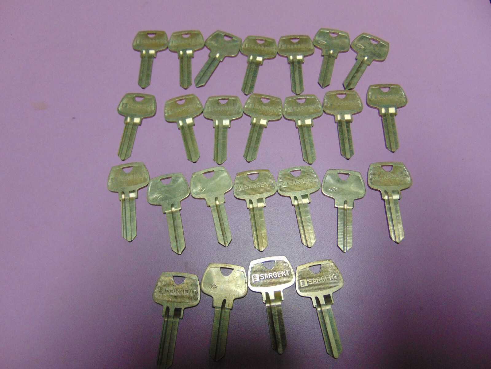 25  KEYS ORG. SARGENT  K   5   PIN KEYS BLANKS UNCUT       LOCKSMITH
