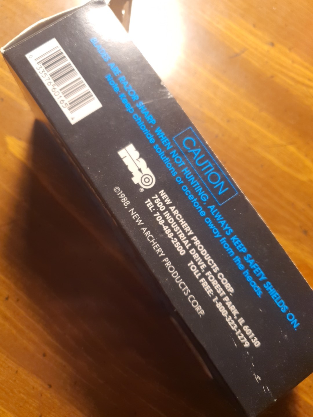 Razorbak 3 Four Catridges Broadheads