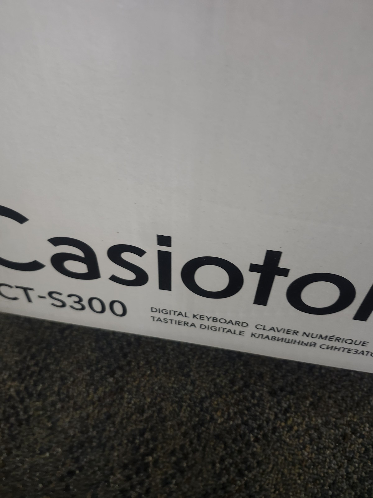 Casio Casiotone CT-S300 61-Key Digital Keyboard