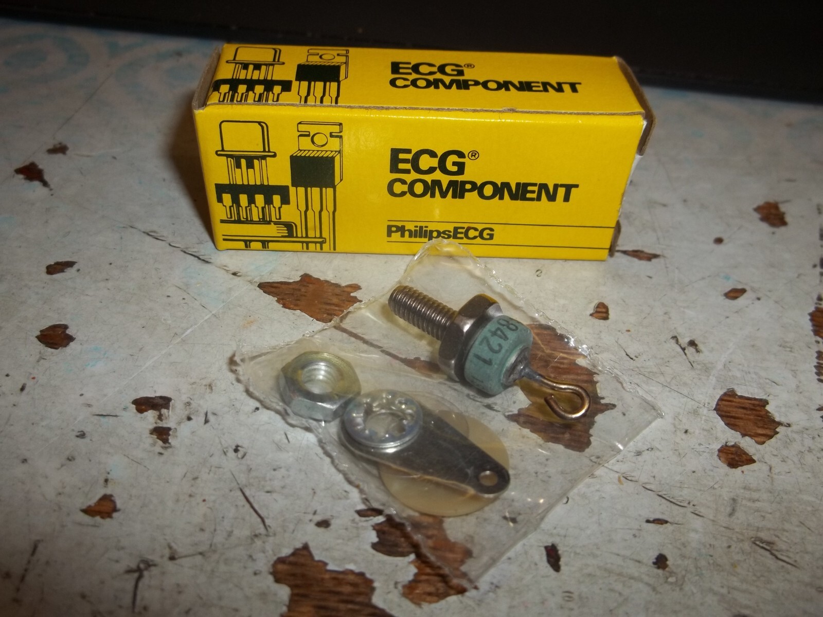 PHILIPS SYLVANIA ECG RECOVERY RECTIFIER DIODE 5847 THREAD END IS A (*1-2)