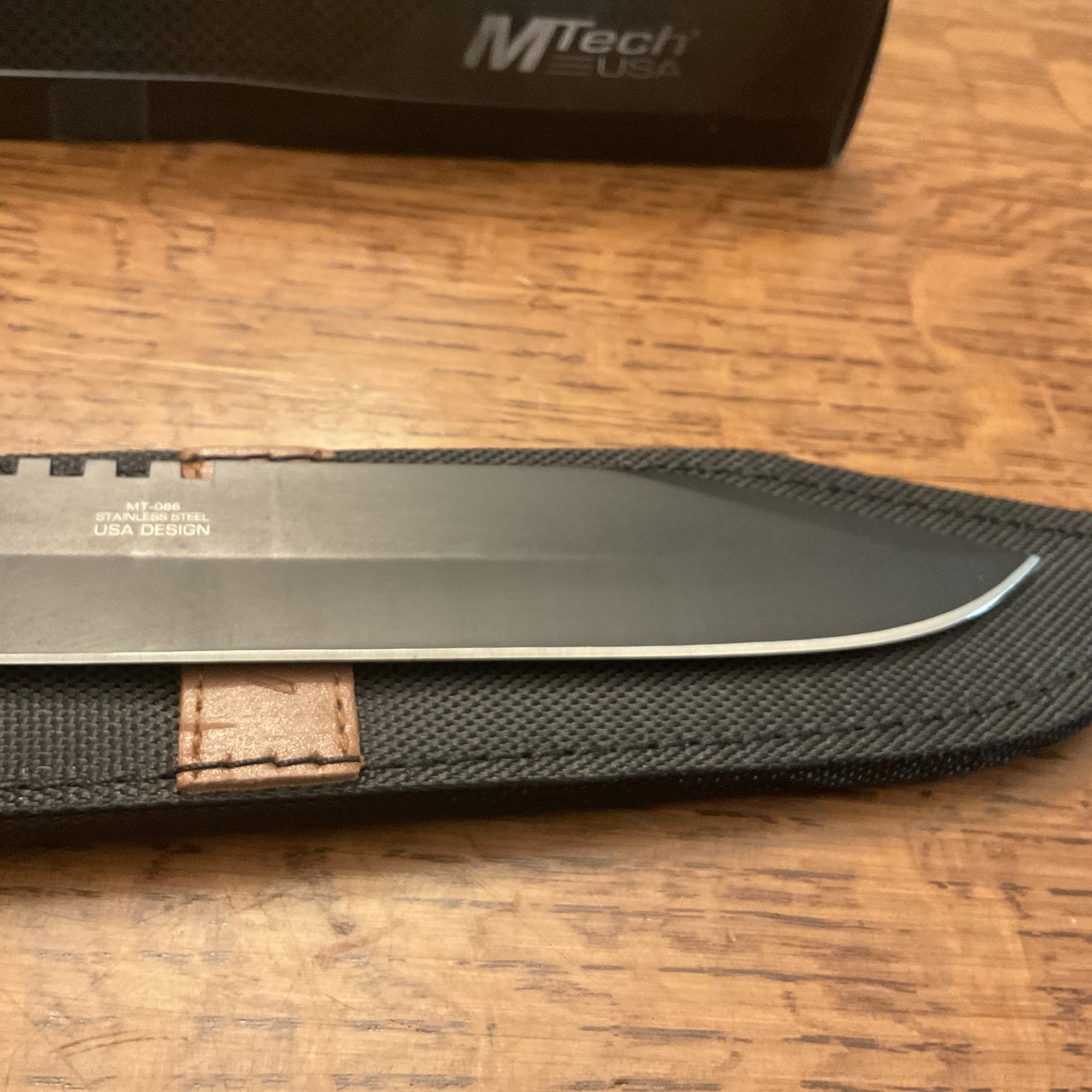 MT-086 fixed blade knife With Sheath……..