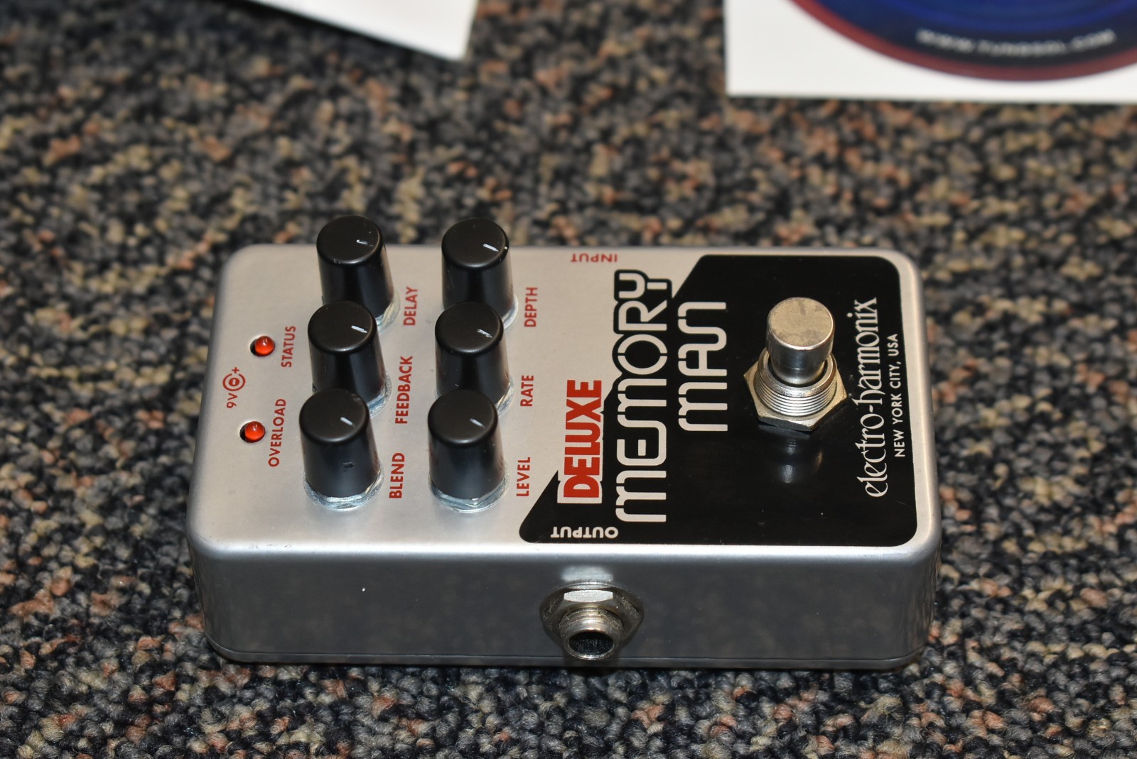 Electro-Harmonix EHX Nano Deluxe Memory Man Delay Guitar Effects Pedal. Nice!