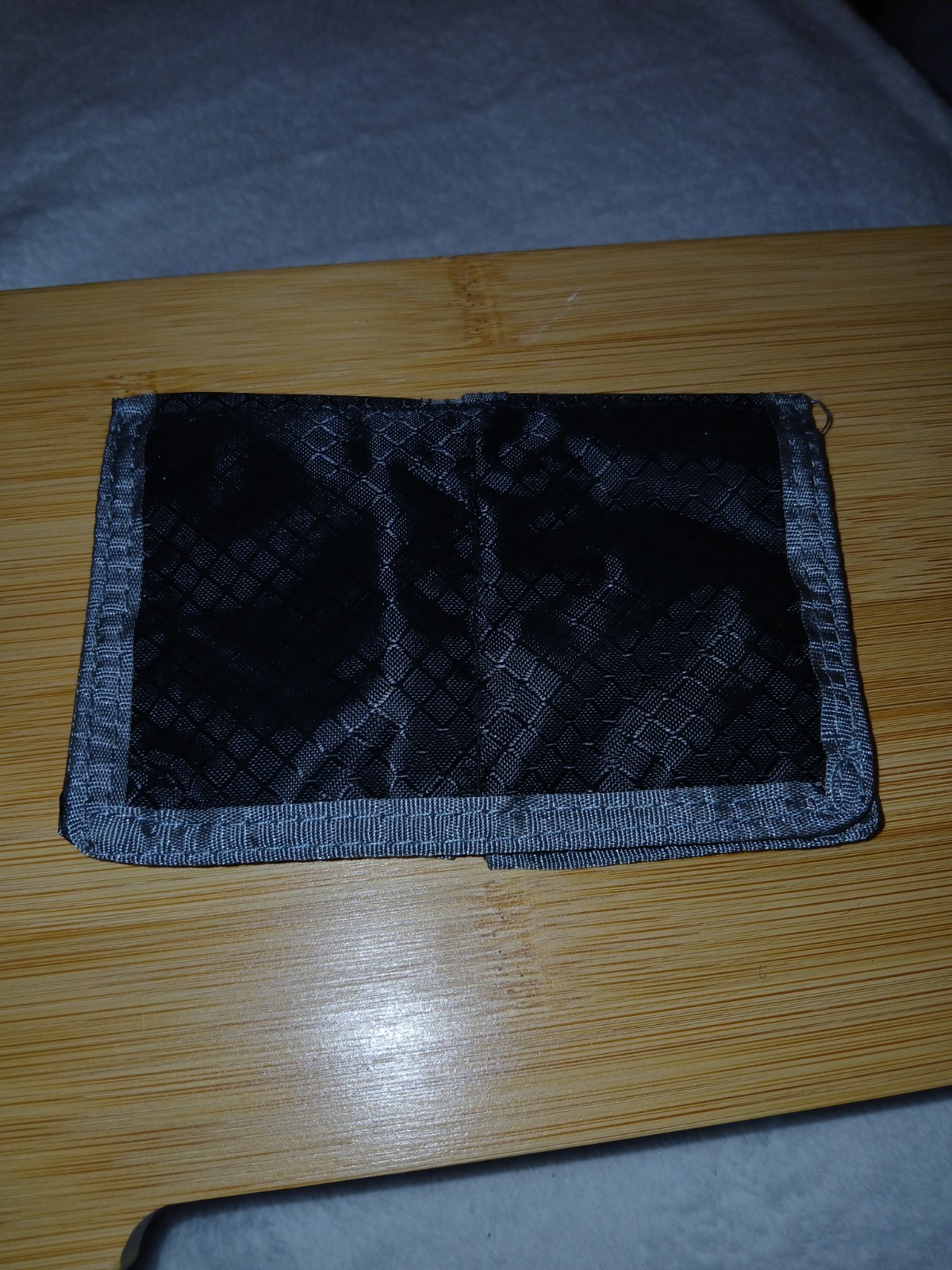 2pocket Medium Sized Battery Storage Pouch