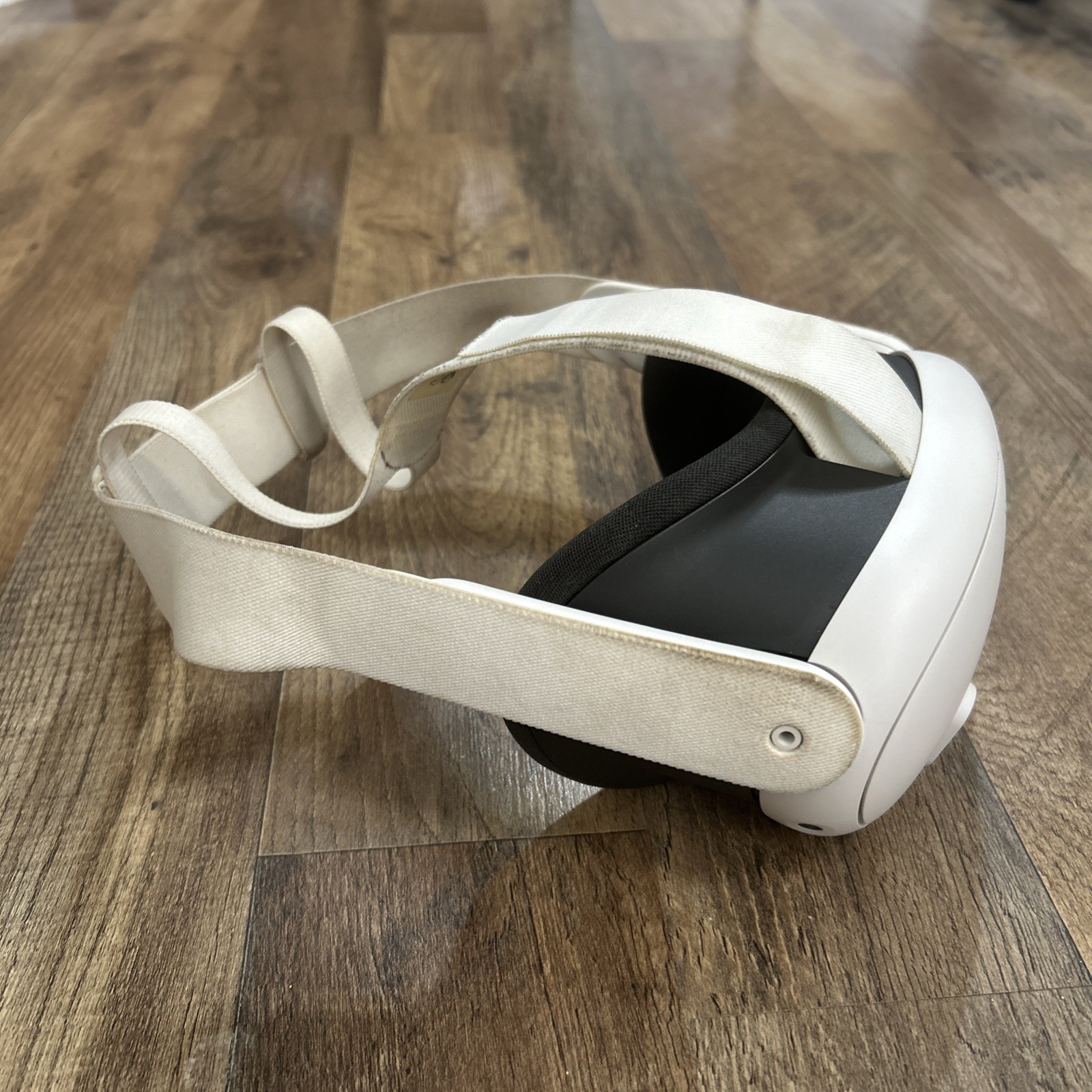 Meta Oculus Quest 3 - 128GB - Headset ONLY -