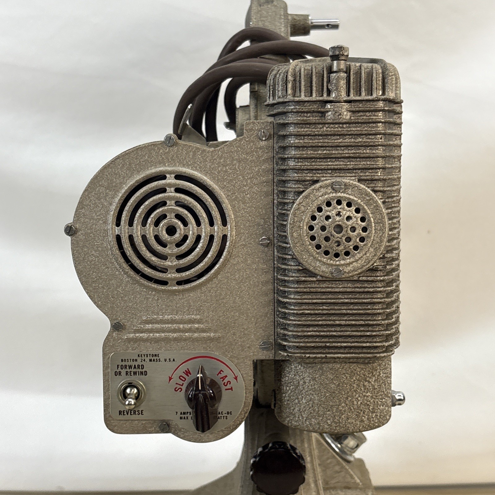 KEYSTONE REGAL K-109 8MM PROJECTOR WITH CASE, PERFECT WORKING CONDITION