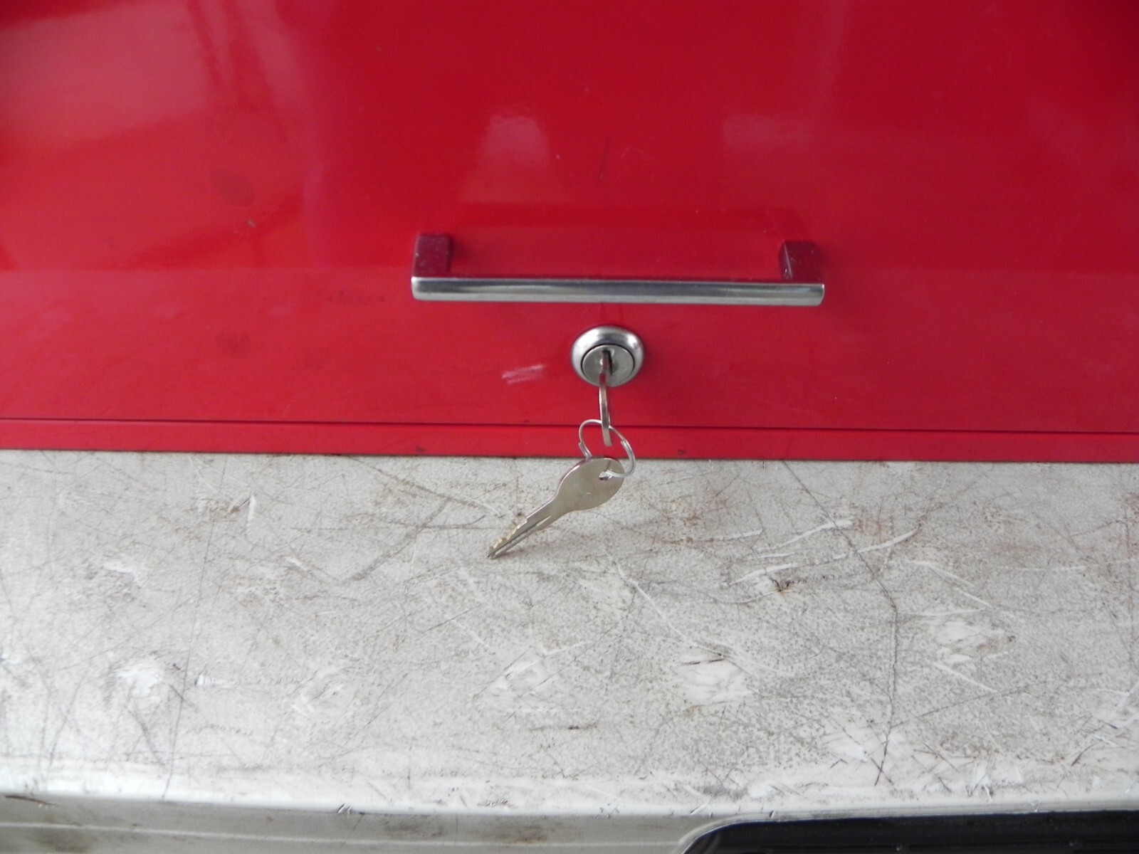 Matco Tools 4 Drawer Heavy Duty Flip Top Chest Fire Red 2 Keys (Super Rare)