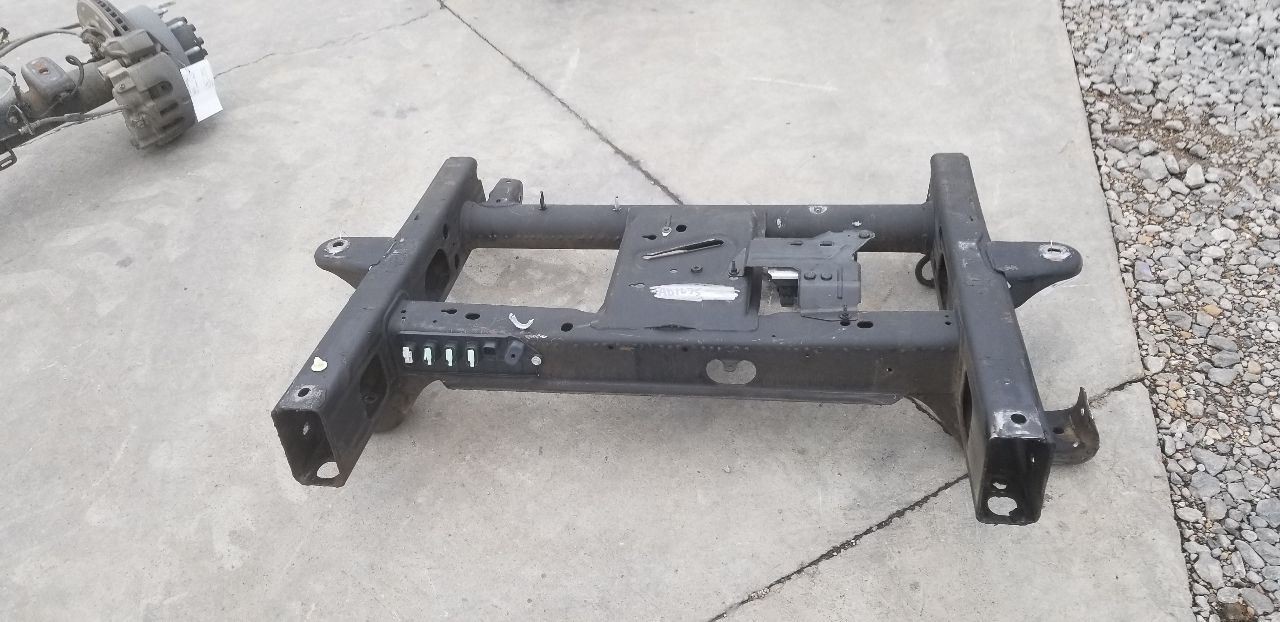 17 CHEVY SILVERADO 2500 REGULAR CAB REAR FRAME SECTION CUT