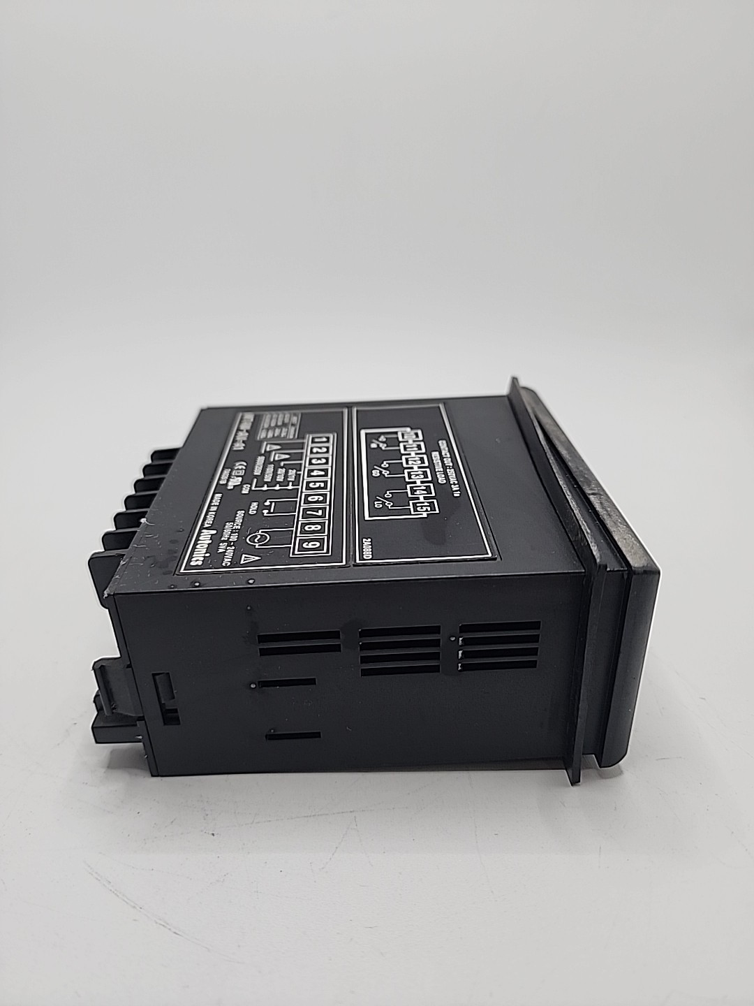 Autonics MT4W-AV-41 Digital Panel Meter, Used
