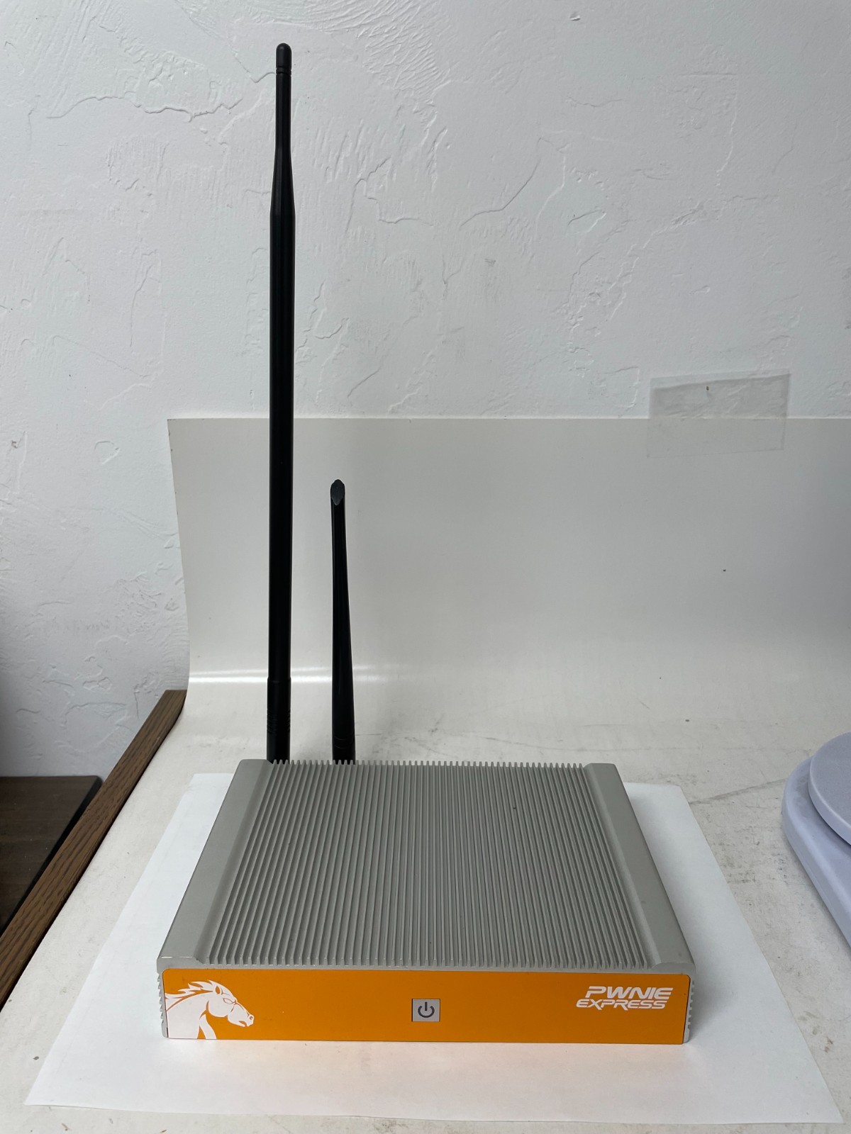 PWNIE EXPRESS - ARDENNAIS Pwn Pro Network Penetration Testing Tool L8