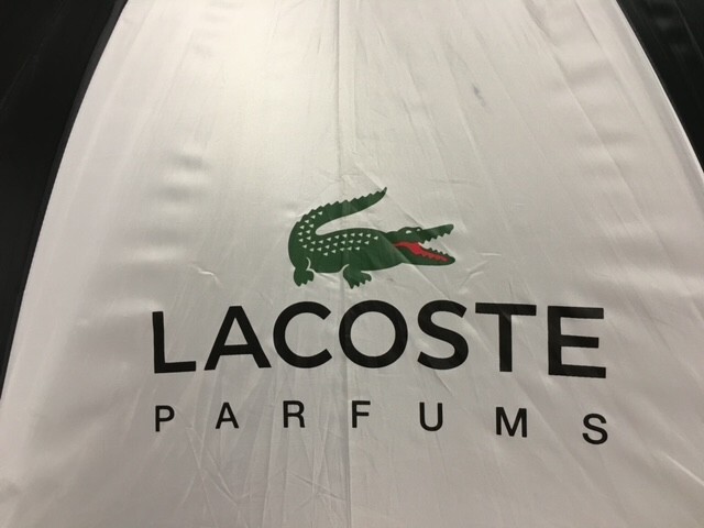 Lacoste Umbrella color Green White  Alligator Crocodile 52 inches, New Unused!