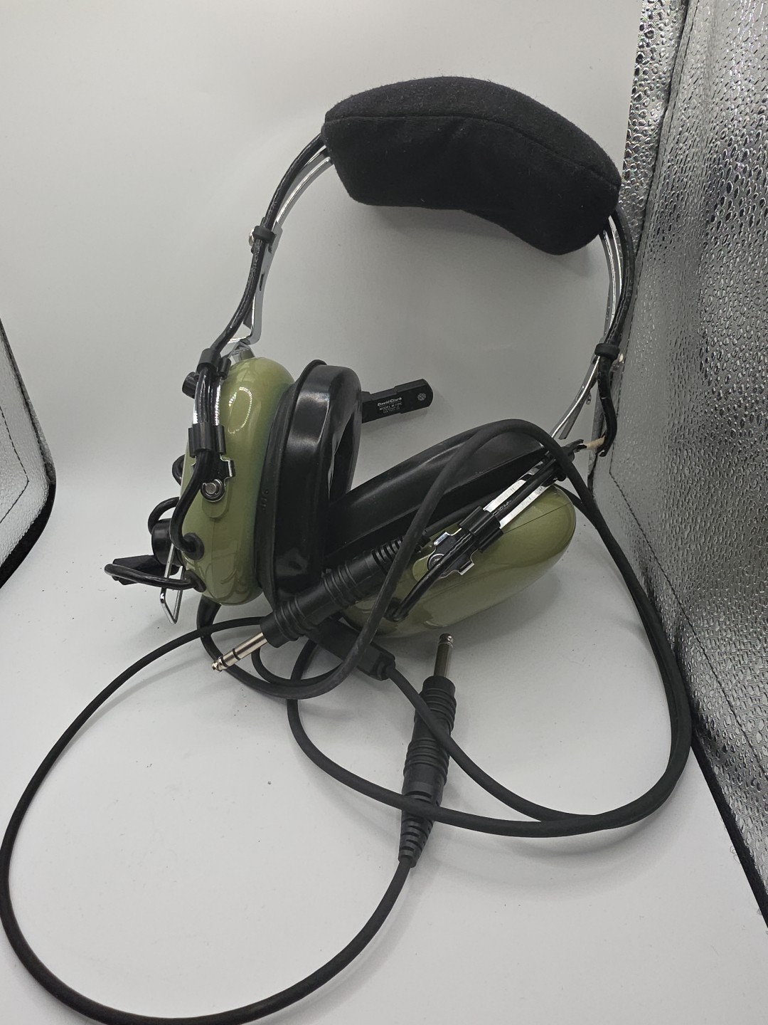 David Clark Model Unsure Aviation Headset with M7 Microphone. B3