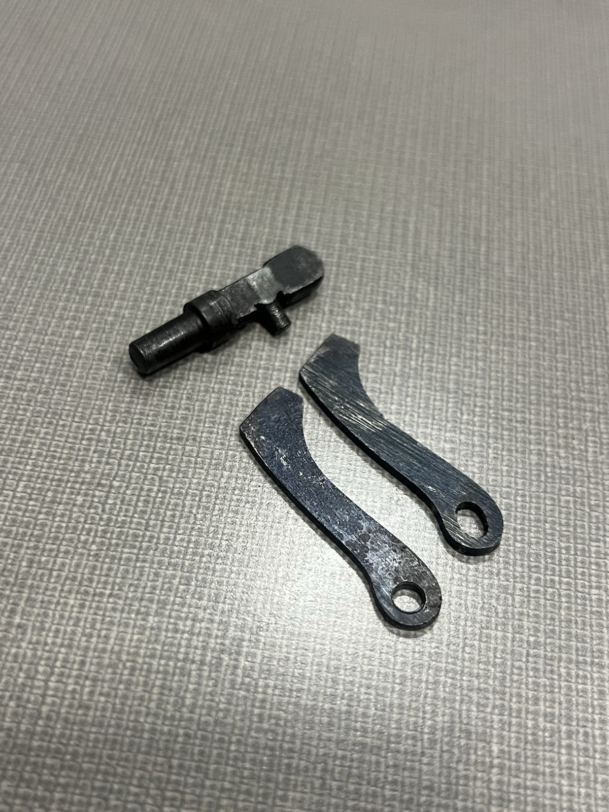 2x Original WW2 German K98k K98 Gew98 Bolt Ejector Numbered Part Stop Pin
