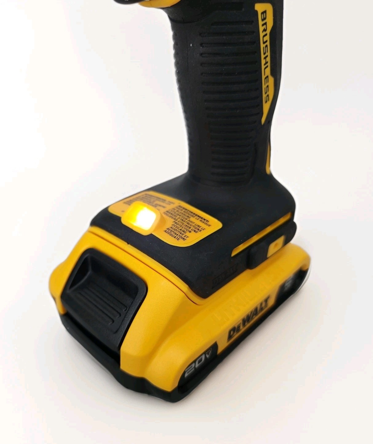 DeWalt DCK274E2 20v Brushless 2-Tool Combo Kit w/ 2 Power Stacks