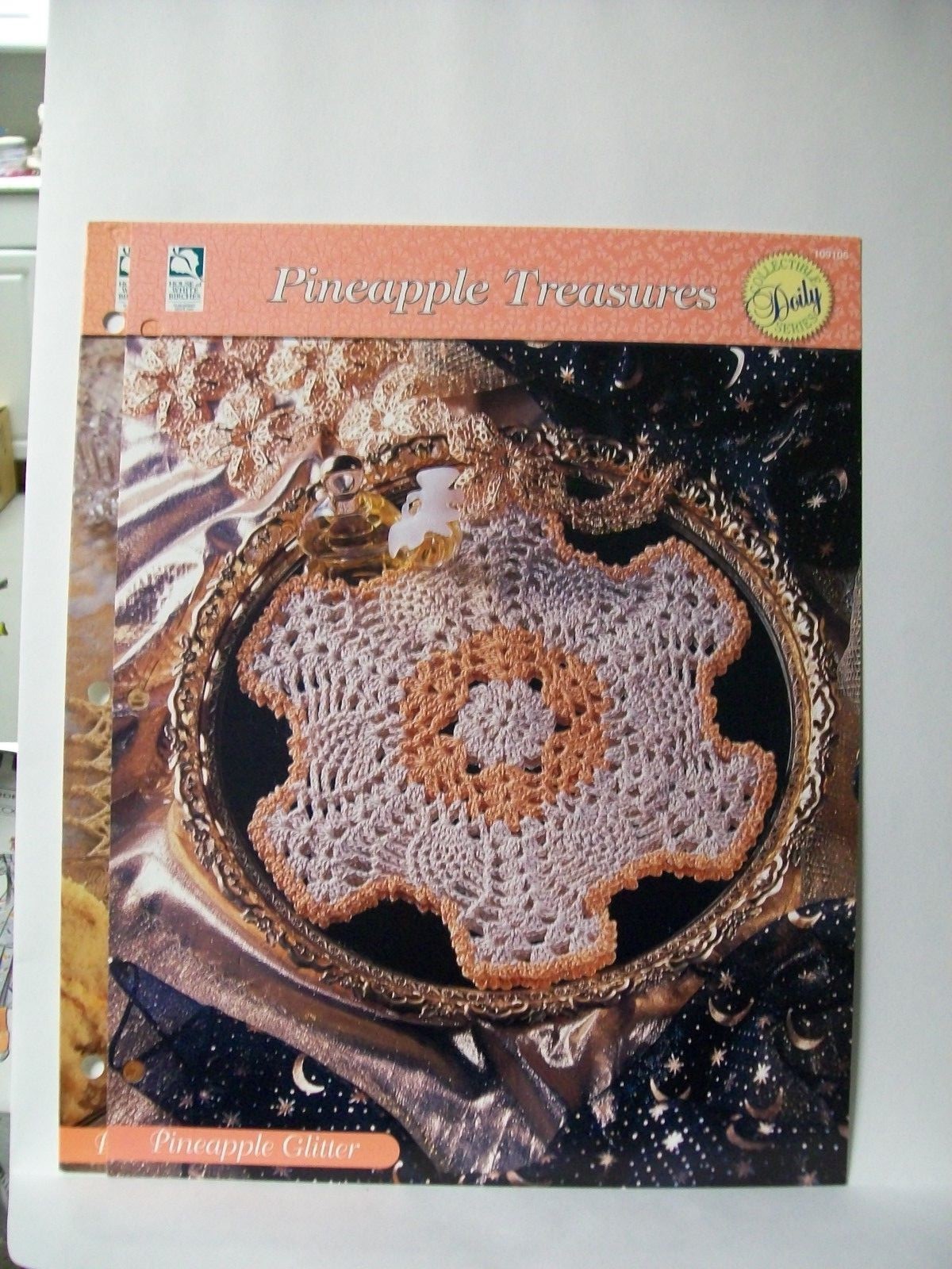 PINEAPPLE GLITTER DOILY CROCHET PATTERN HOUSE OF WHITE BIRCHES TREASURES 109106