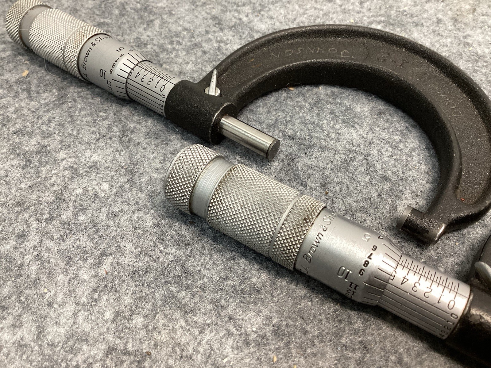 2 PC BROWN & SHARPE 0-1" & 1"-2" .001" OUTSIDE MICROMETER SET
