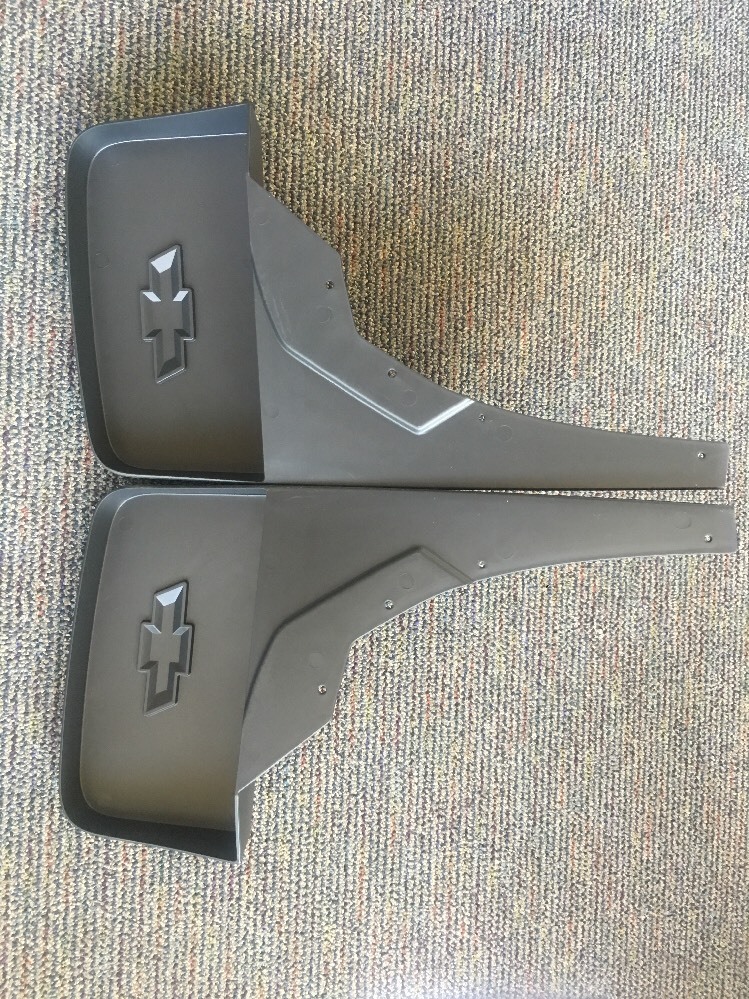 2014-2018 Chevrolet Silverado Front & Rear Molded Splash Guard Pkg Black Grained