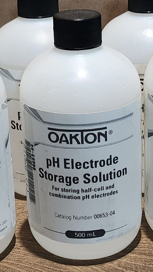 Oakton pH Electrode Storage Solution 500 mL