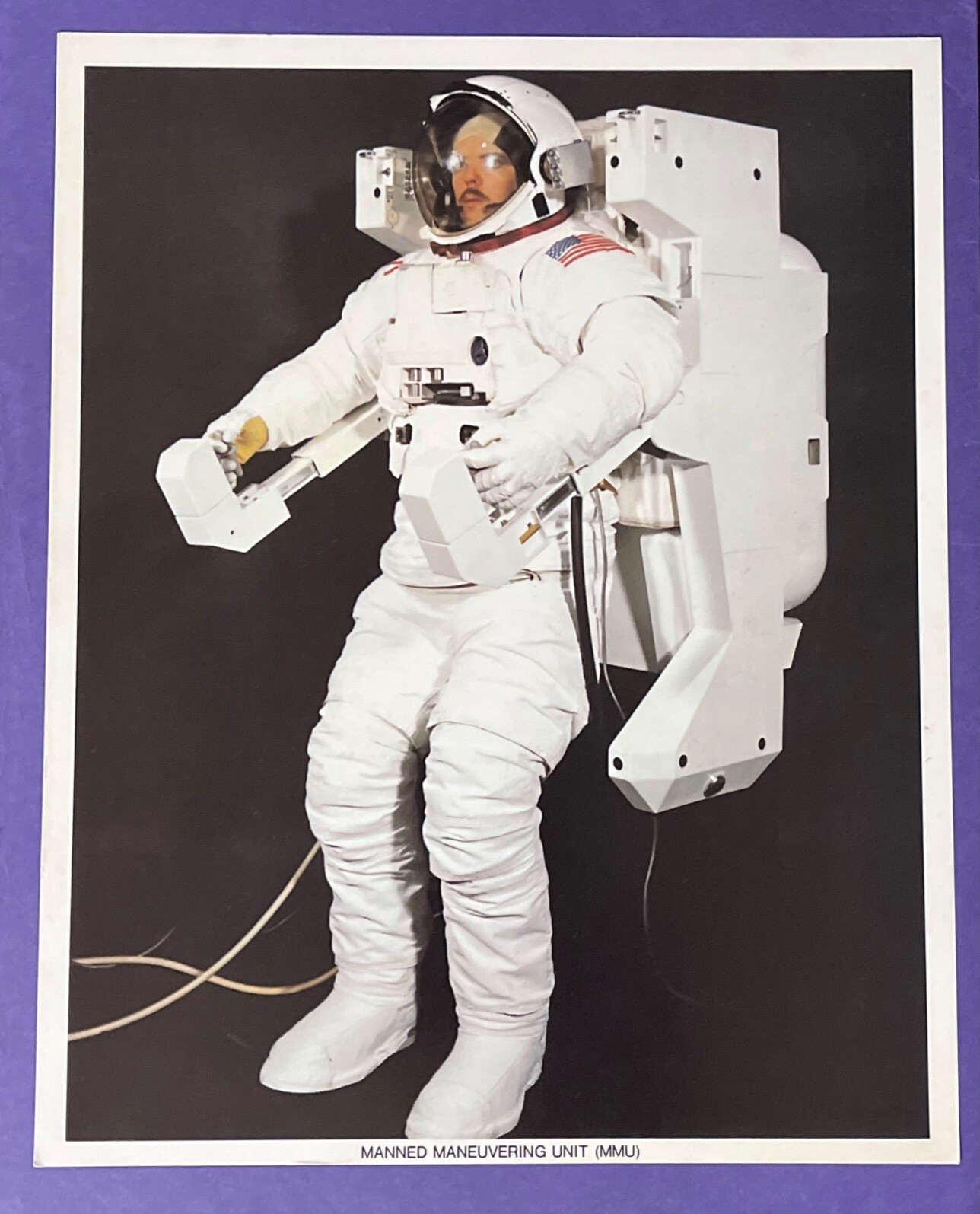 MMU  MANNED MANEUVERING UNIT NASA RELEASED 8 X 10 COLOR LITHO SPACE SHUTTLE ERA