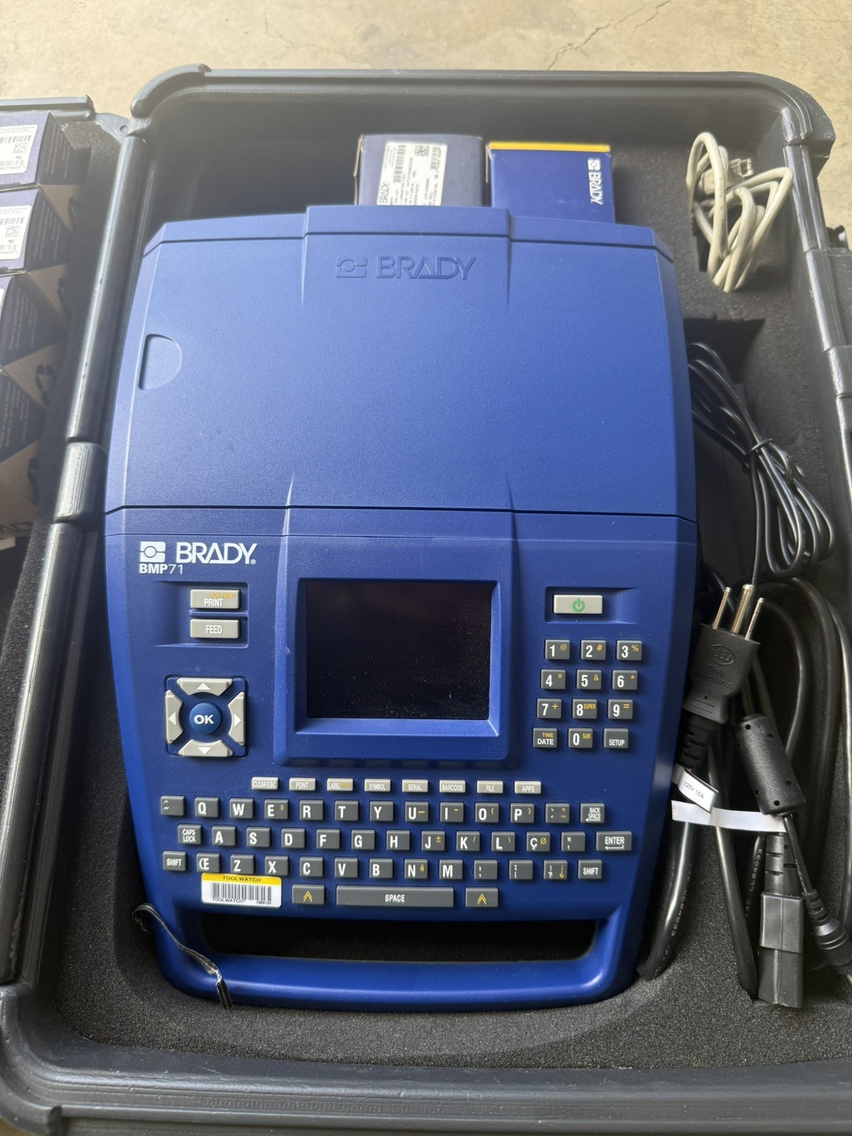 Brady BMP71 Thermal Label Printer with Case & Labels * perfect Condition