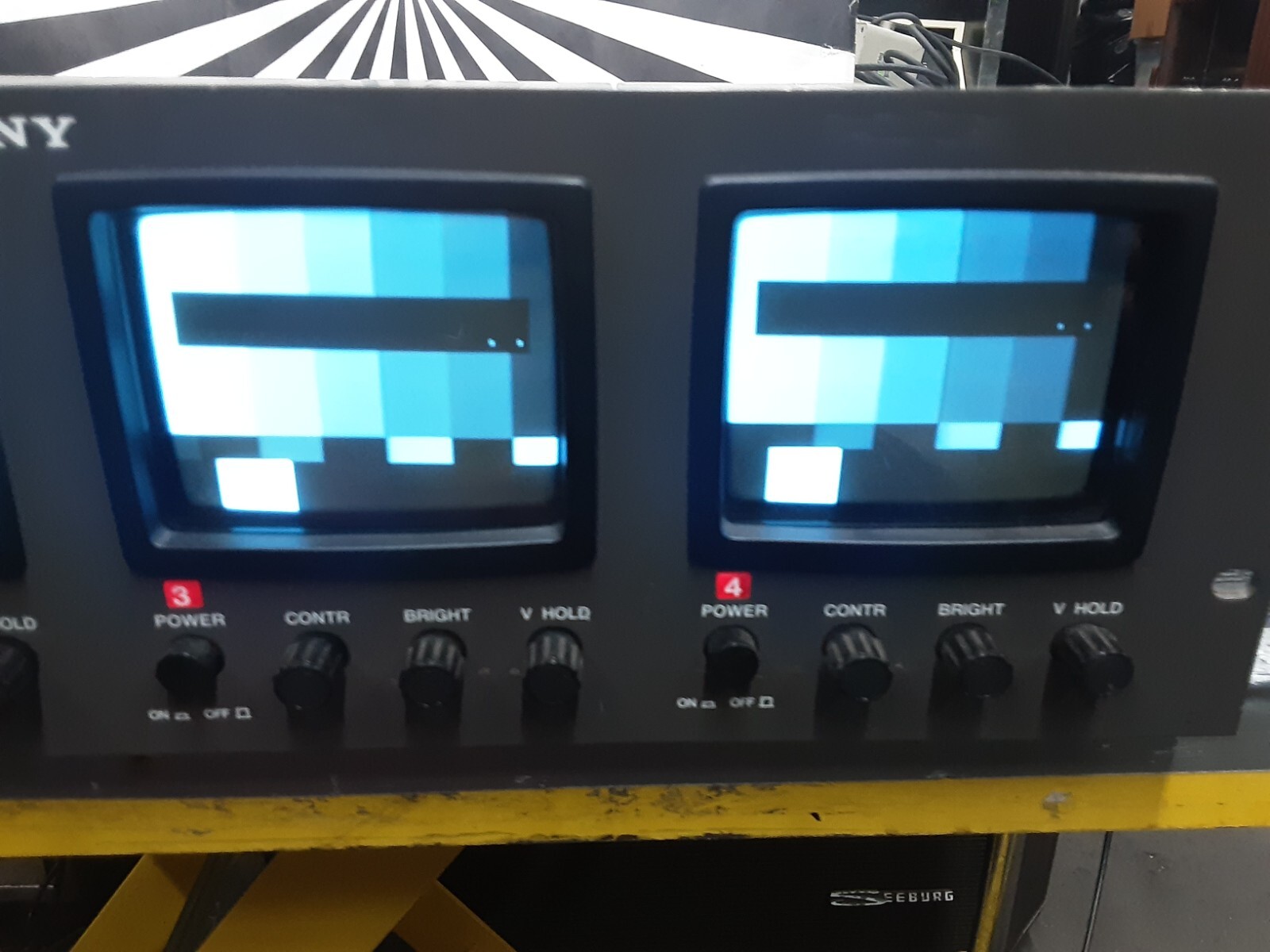 Sony PVM-411