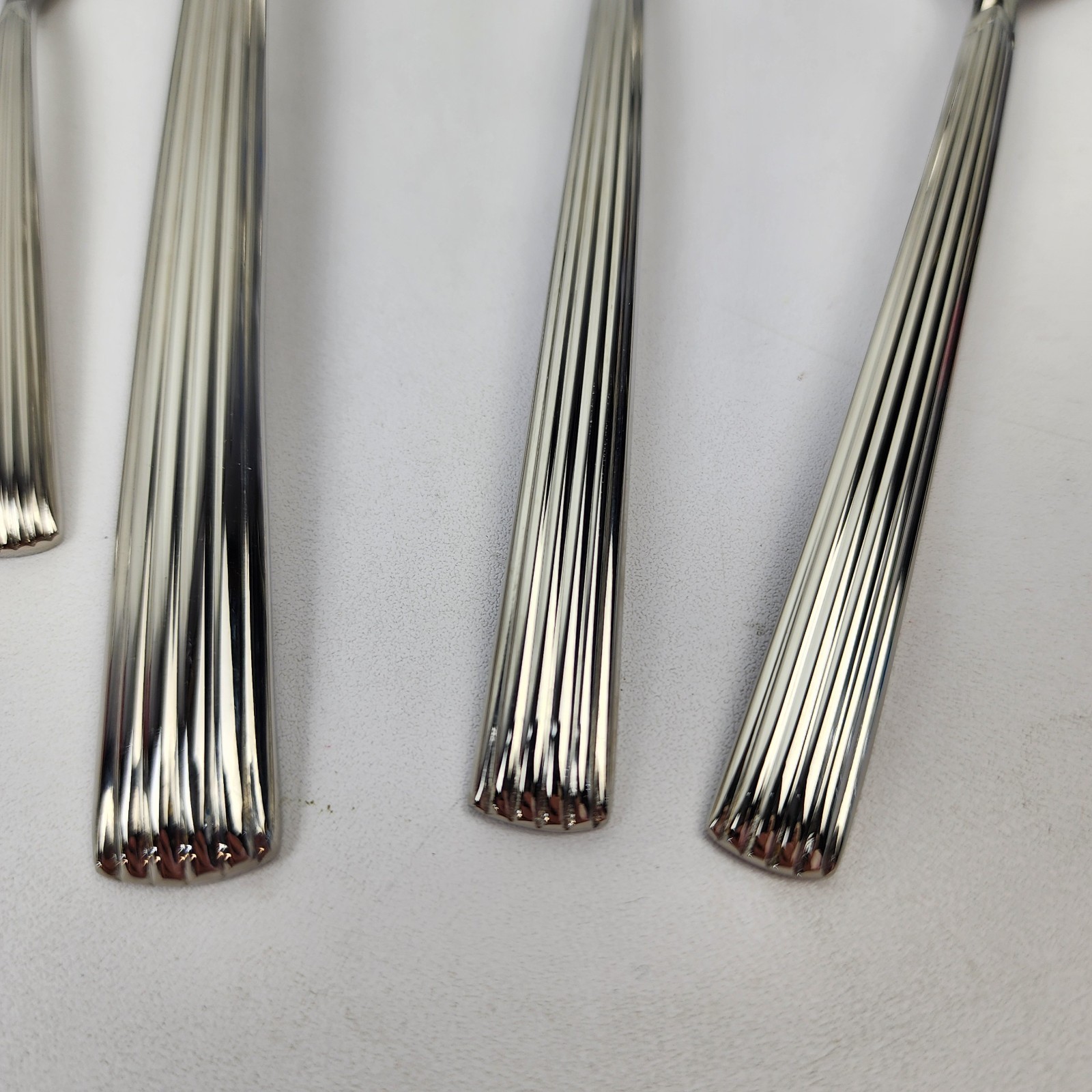 Lenox Stainless Flatware 18/10 Kennedy Serving Set 7pc Grooved Handle Glossy