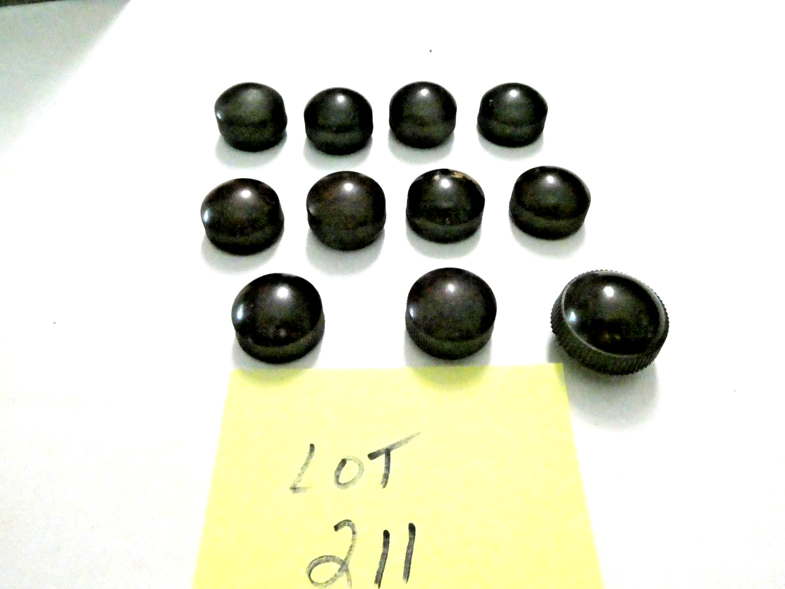 10+1 Vintage Radio Knobs for generic use- poss Kurz-Kasch Lot# 211