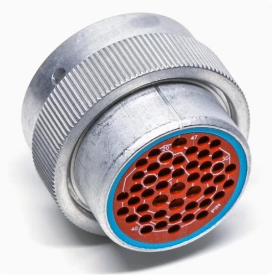 1PCS NEW Connector HD36-24-47PE male plastic shell with 47 holes
