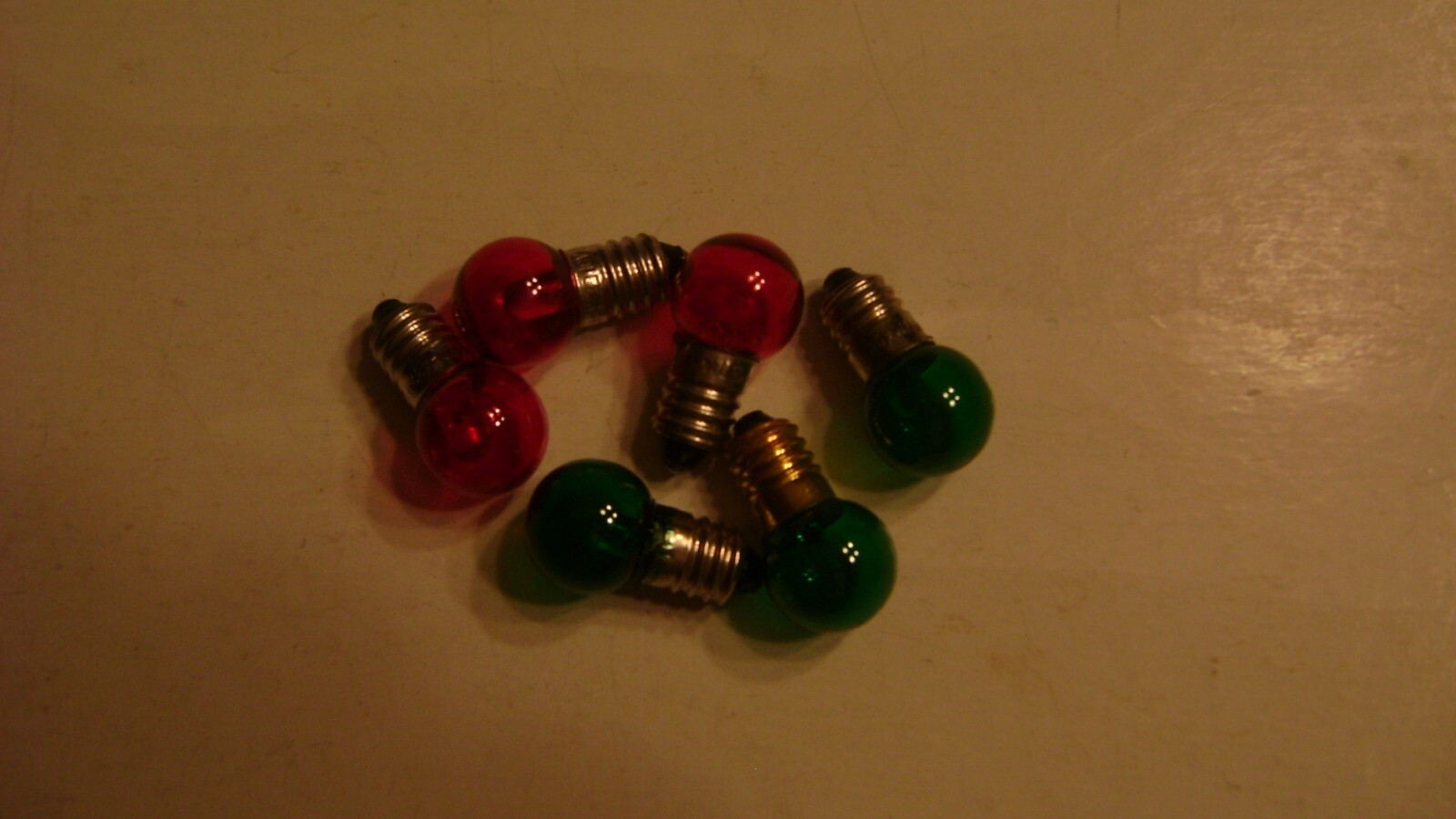 LED  432 Screw Base  18 volt Bulbs-( 3red & 3green)-Large Head