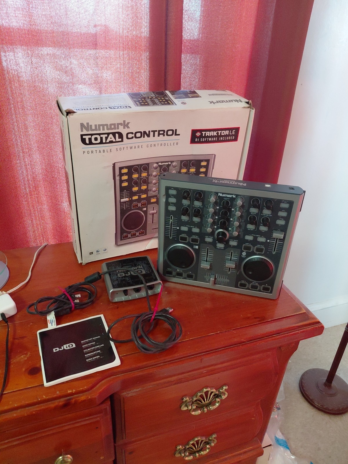 Numark Total Control Dj Controller