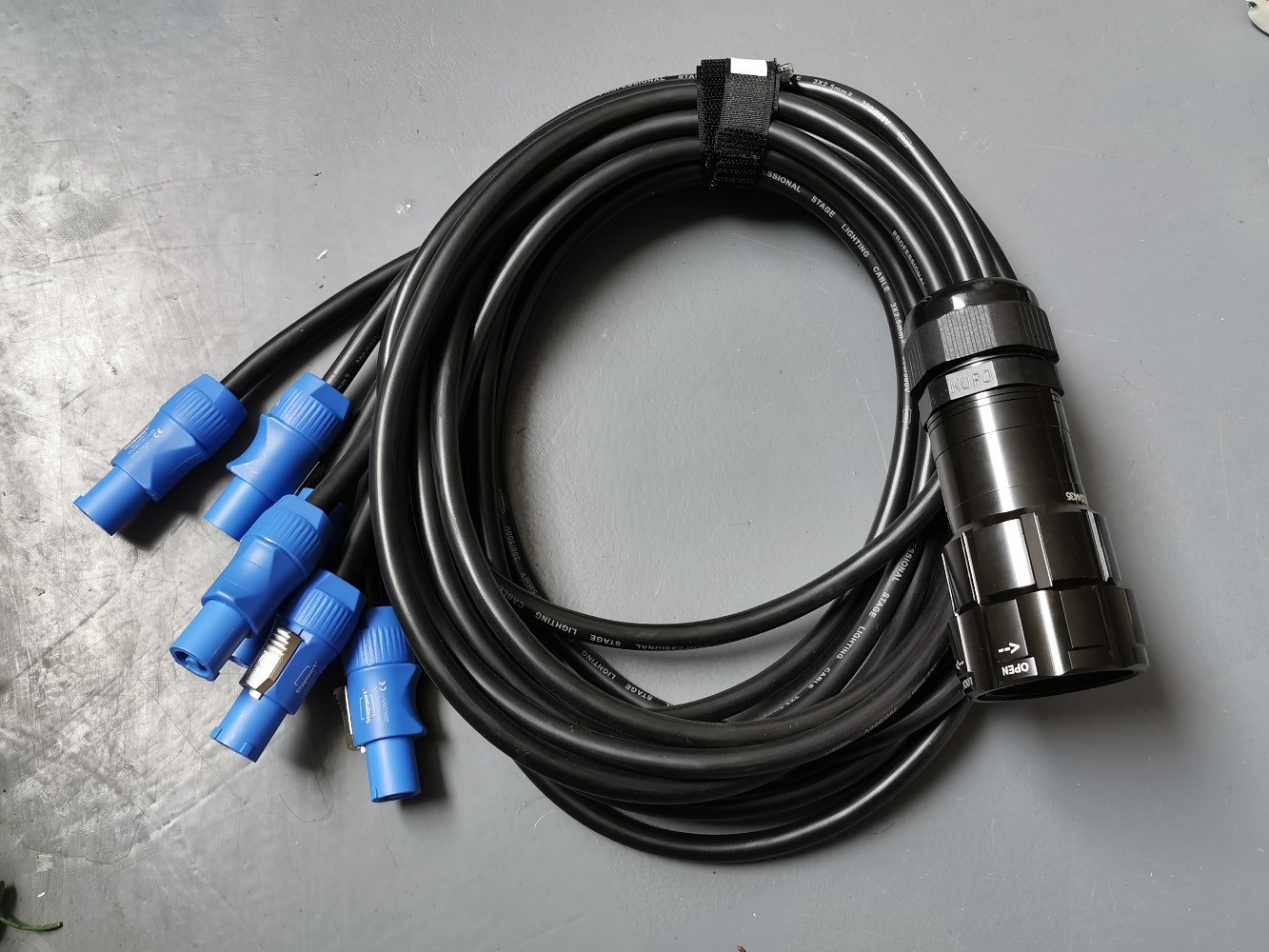 Socapex 19-Pin Breakour Cable 6 Powercon Cable Loose Tail With Distribution Core