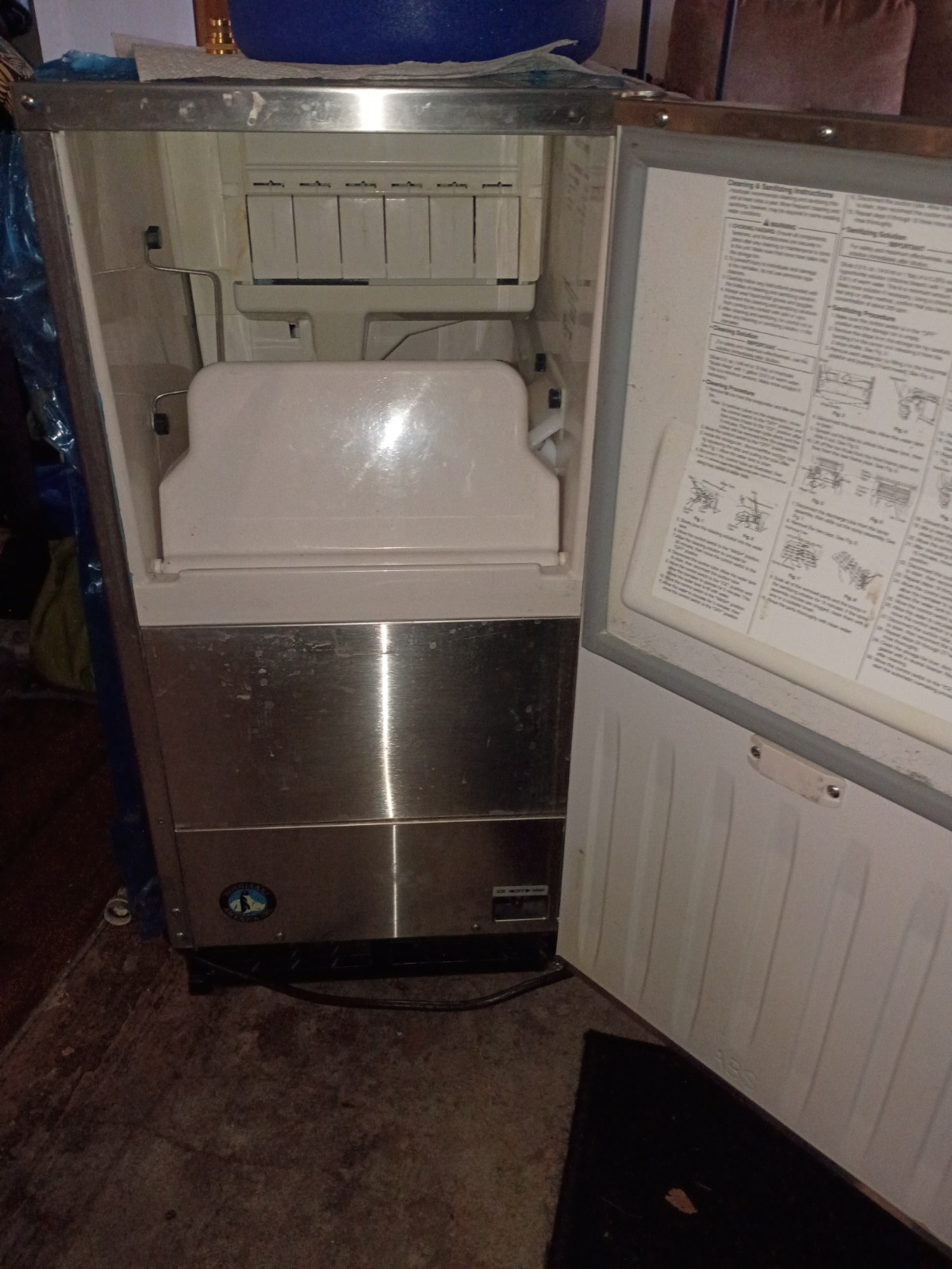 hoshizaki Ice Maker AM-50BAE-AD