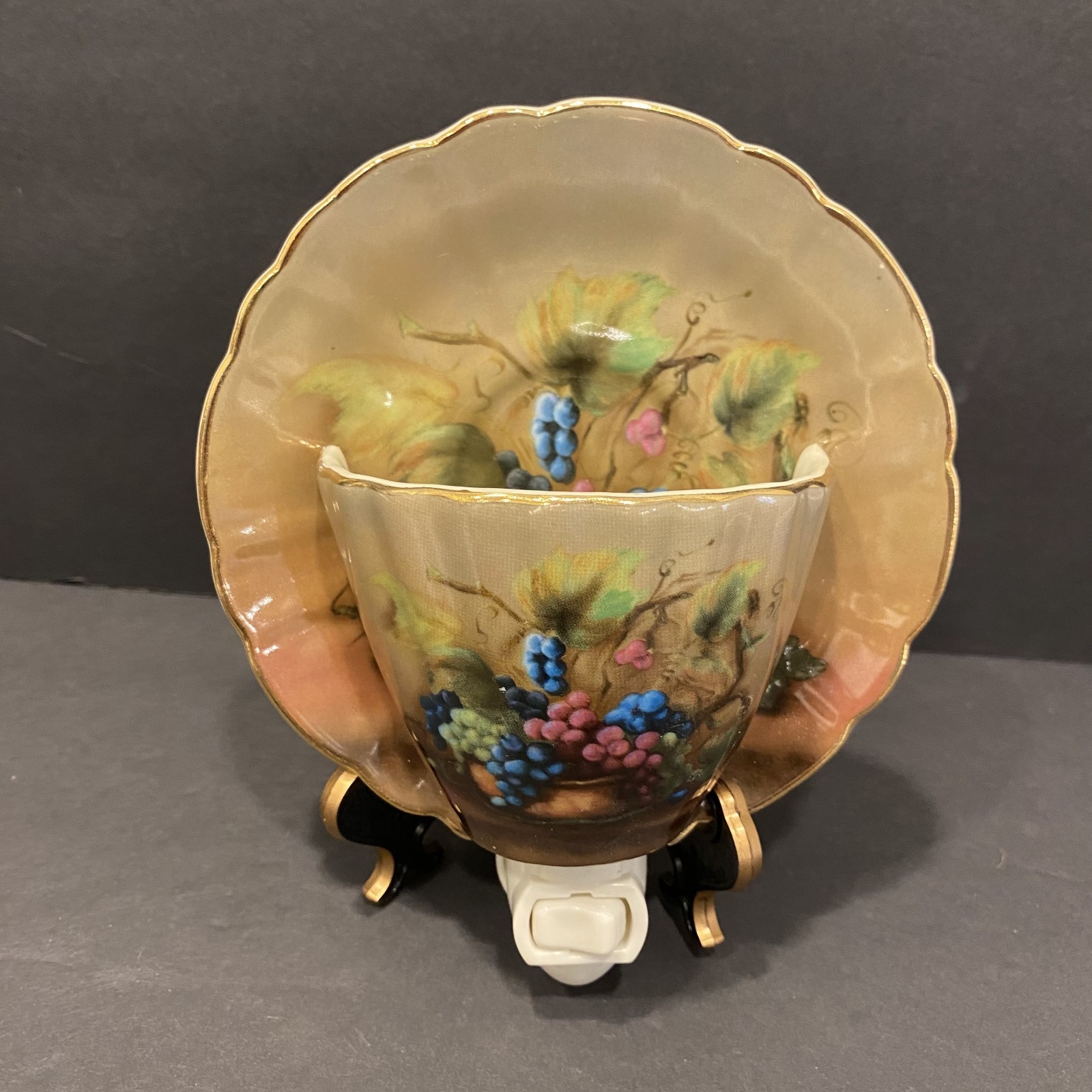 Vtg Lisa White Vineyard Blessings Tea Cup Night Light Grapes Fruit Vine Works!