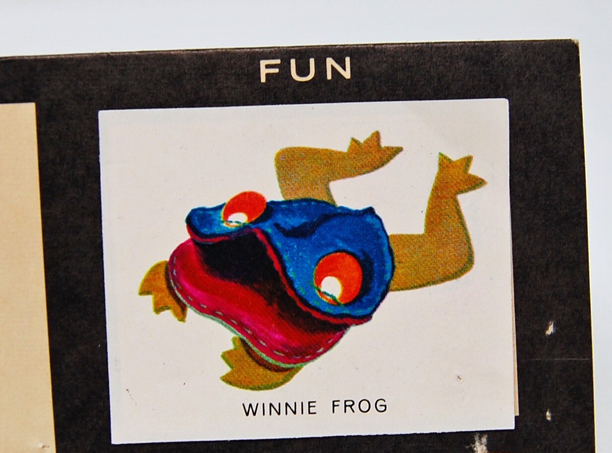 Felt Plush Stuffed Bean Bag Menagerie Craft Pattern Winnie Frog Vintage 1970s