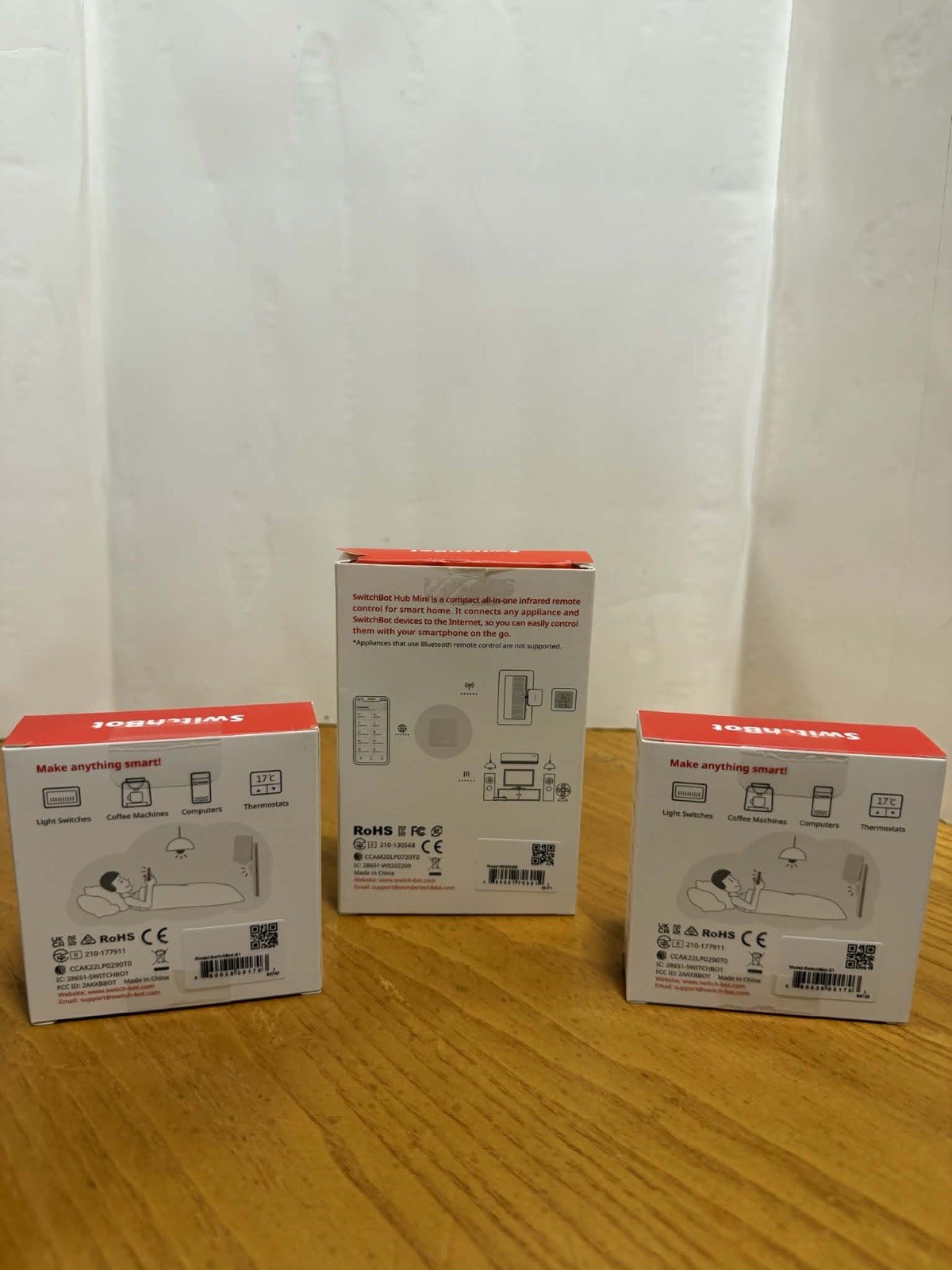 SwitchBot Bundle – Bot 2-packs + 1 mini hub