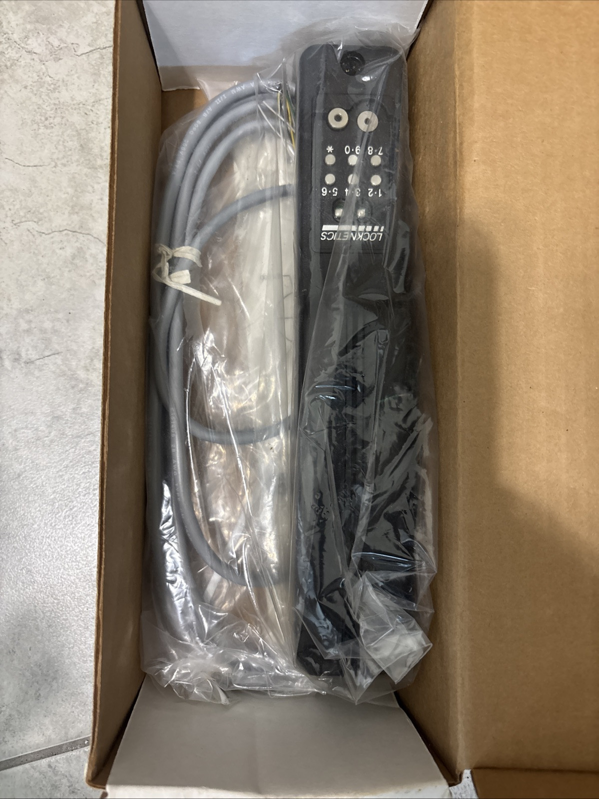 Locknetics CT1000 Offline Hardwire Door Controller and Free card Reader CR90