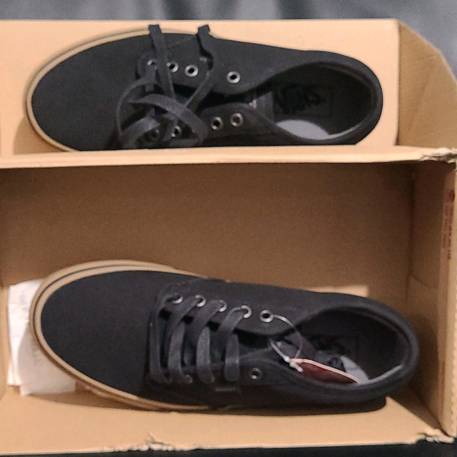 VANS Atwood Men's Canvas Sneakers Black Gum Comfort Lace Up Size 8.5