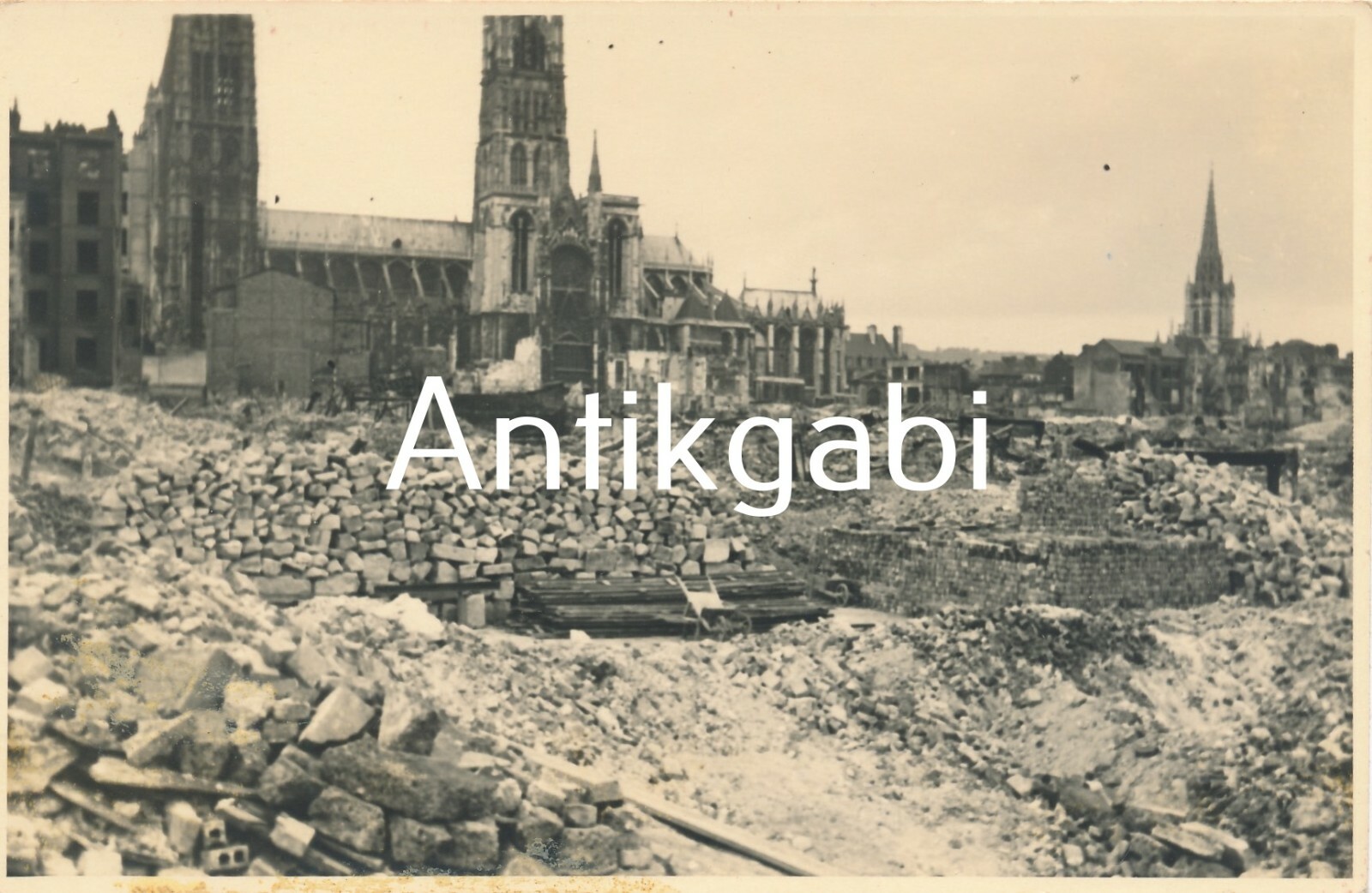 Photo WK 2 Ruins Destruction City In France France B 1.18