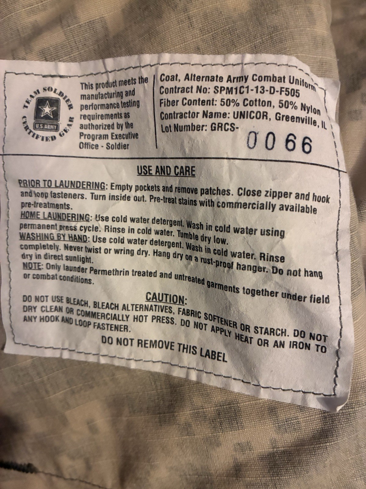 army combat uniform size small jacket