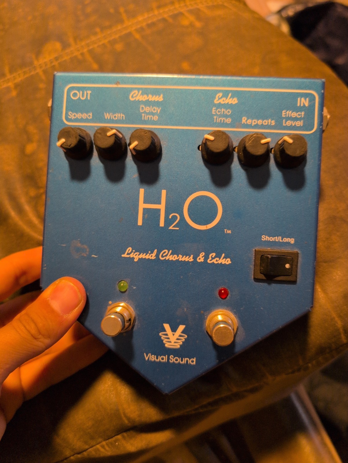 Visual Sound H2O Chorus and Echo / Delay Version 1 Effects Pedal No Battery Cove