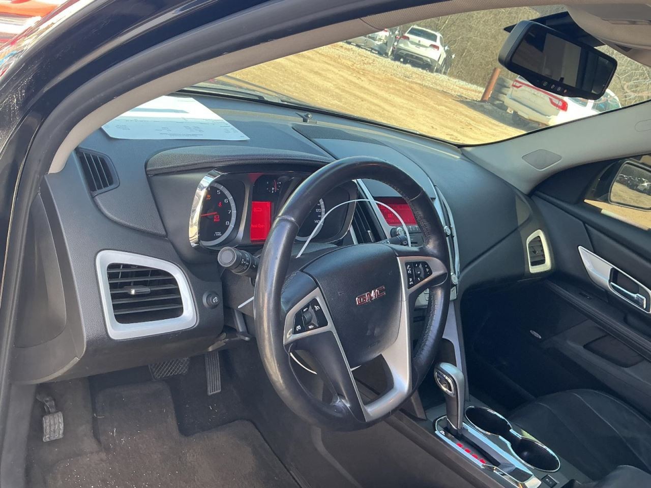 TERRAIN 2011 Glove Box 4975863