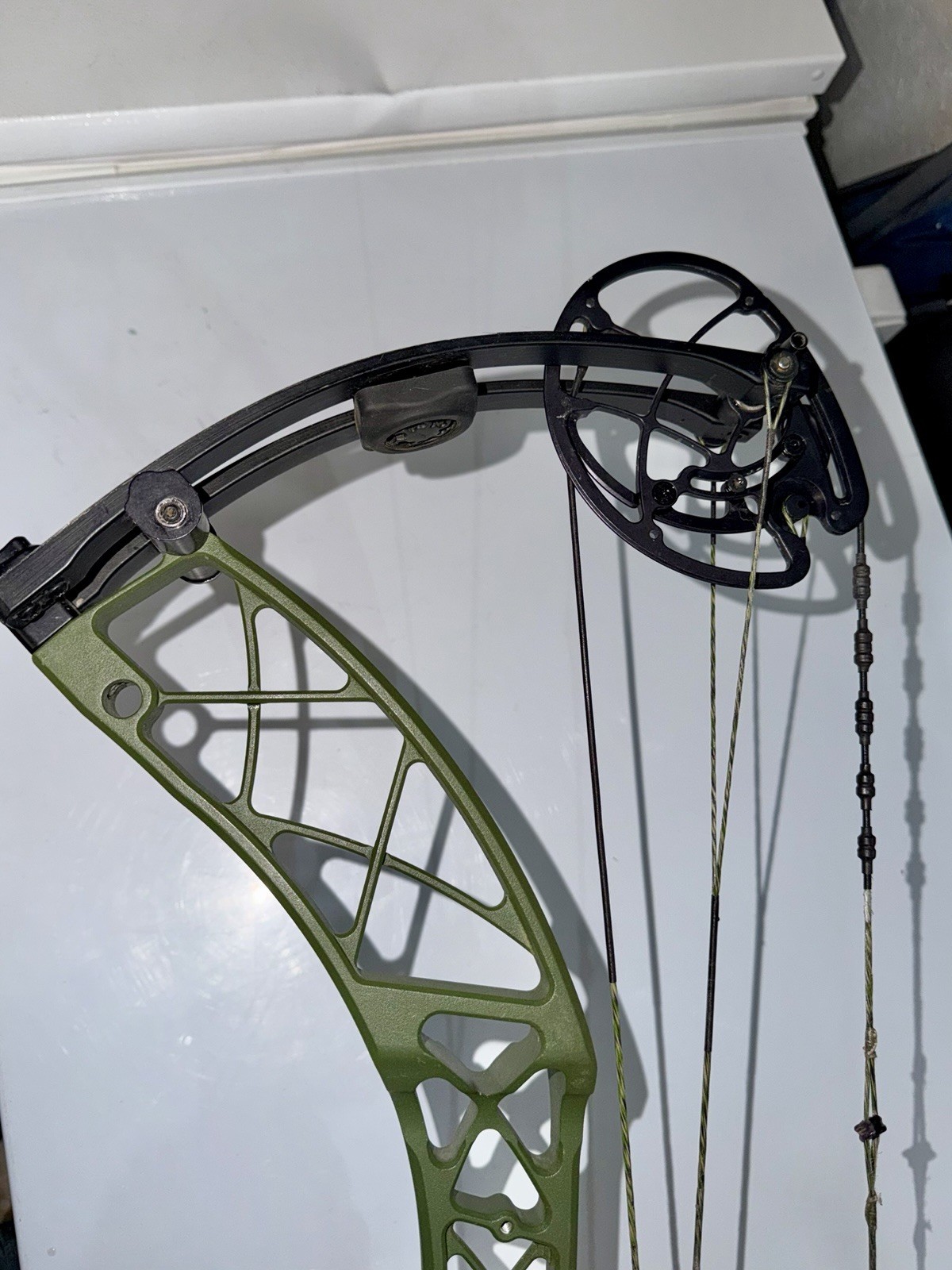 Xpedition Mako X compound bow