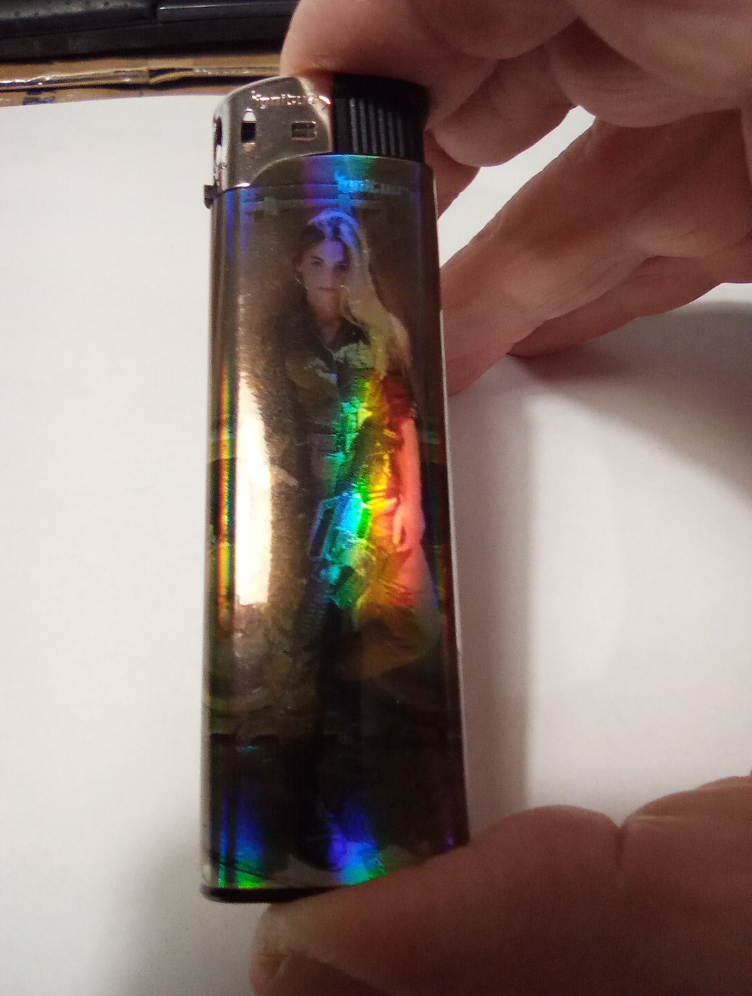 BEAUTIFUL MODEL  WITH RIFLE REFILLABLE LIGHTER GREAT FOR ANY COLLECTION NEW # 1.