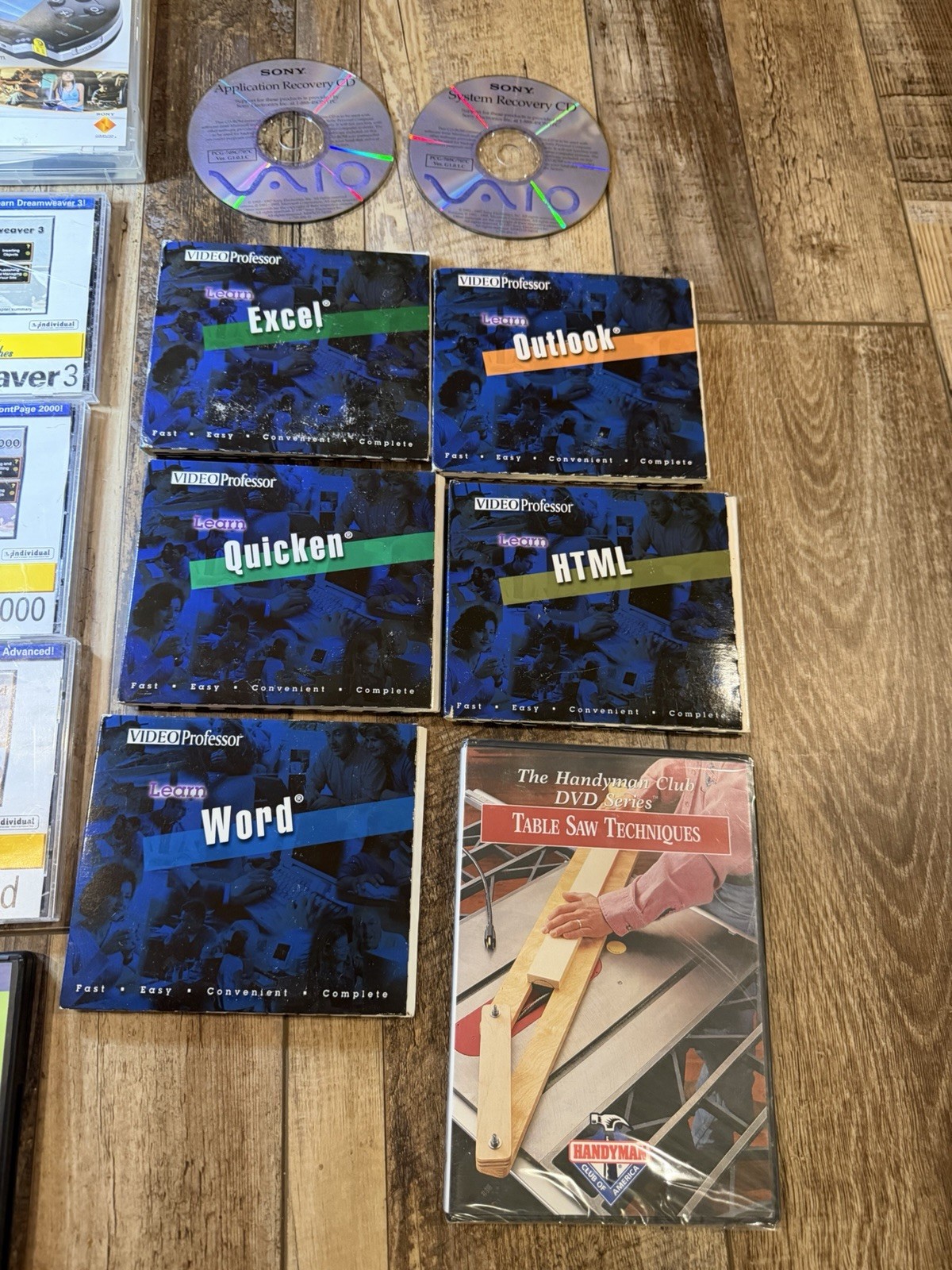 Microsoft Vintage Software CD-ROM Lot 26 Windows 95 VideoProfessor Corel Sony