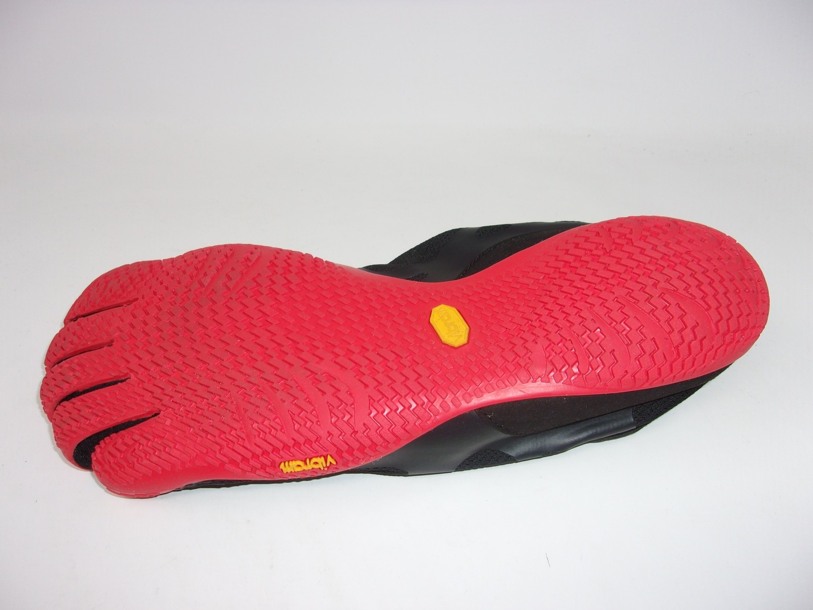 Vibram FiveFingers Men's KSO EVO Shoes, 13-14 US/49 EU, Black/Red - GENTLY USED