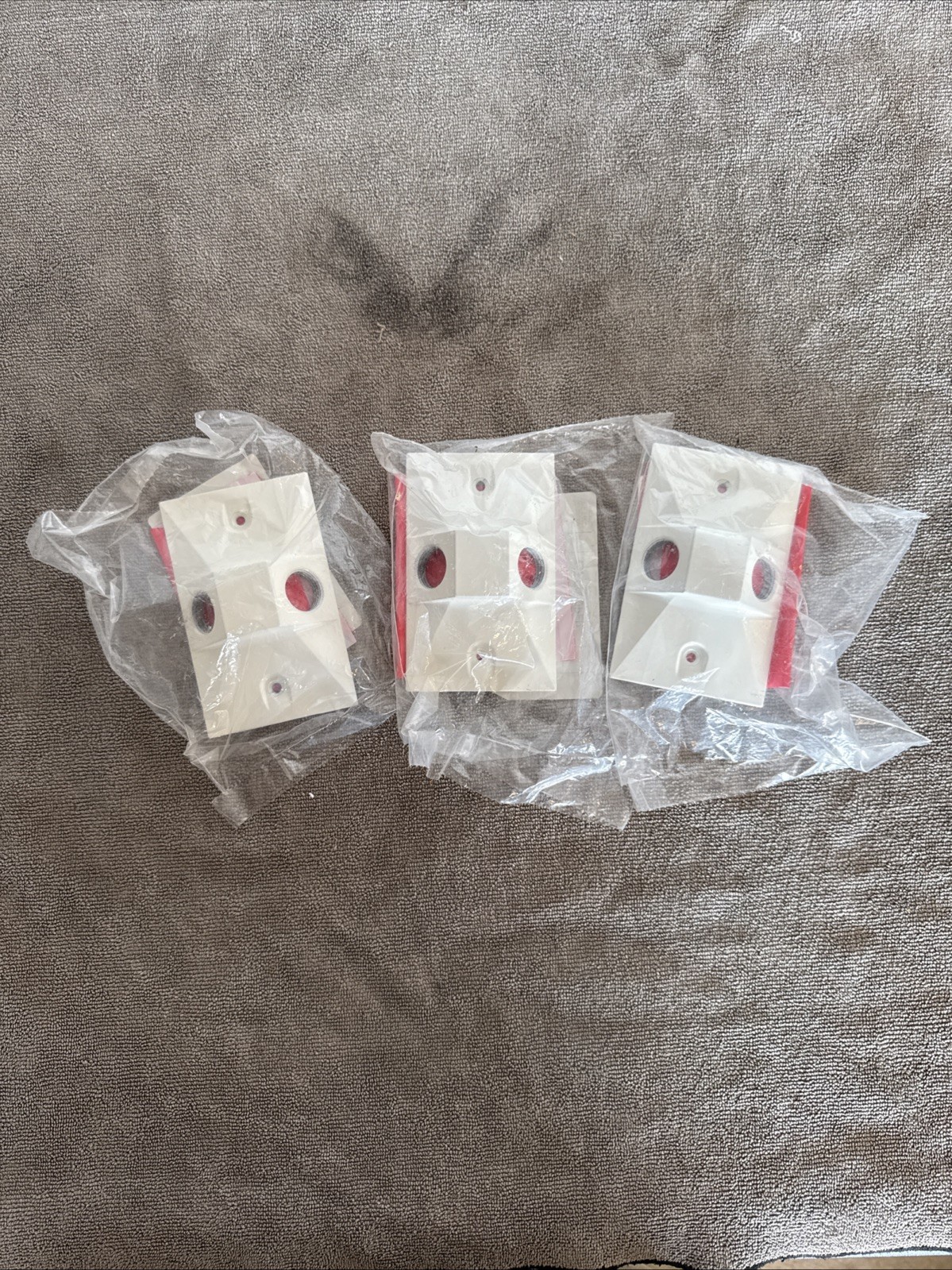 (3)Cooper FS2WT Wall Plates W/ Dual Mounting Holes (White)