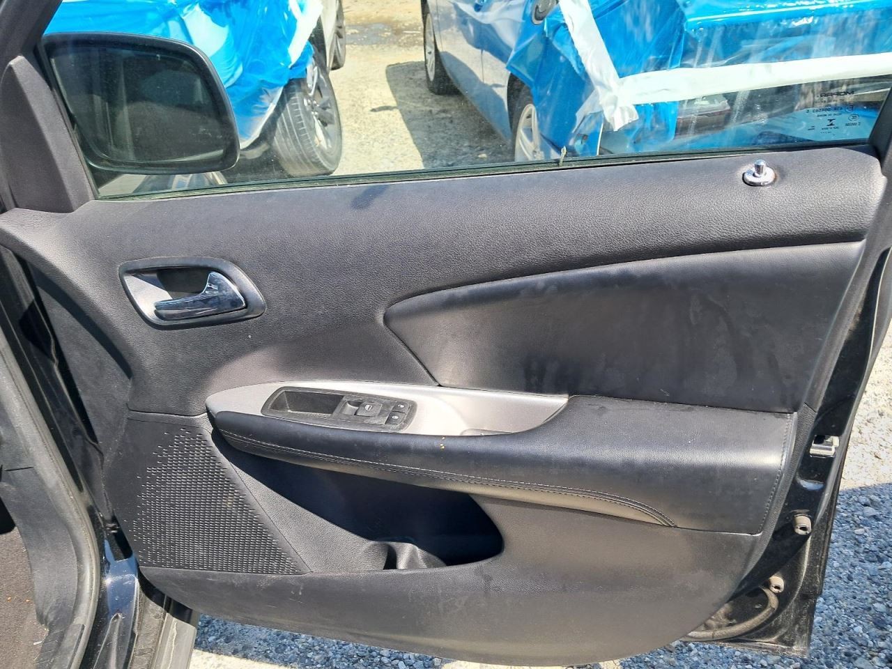 JOURNEY 2014 Glove Box 5022097