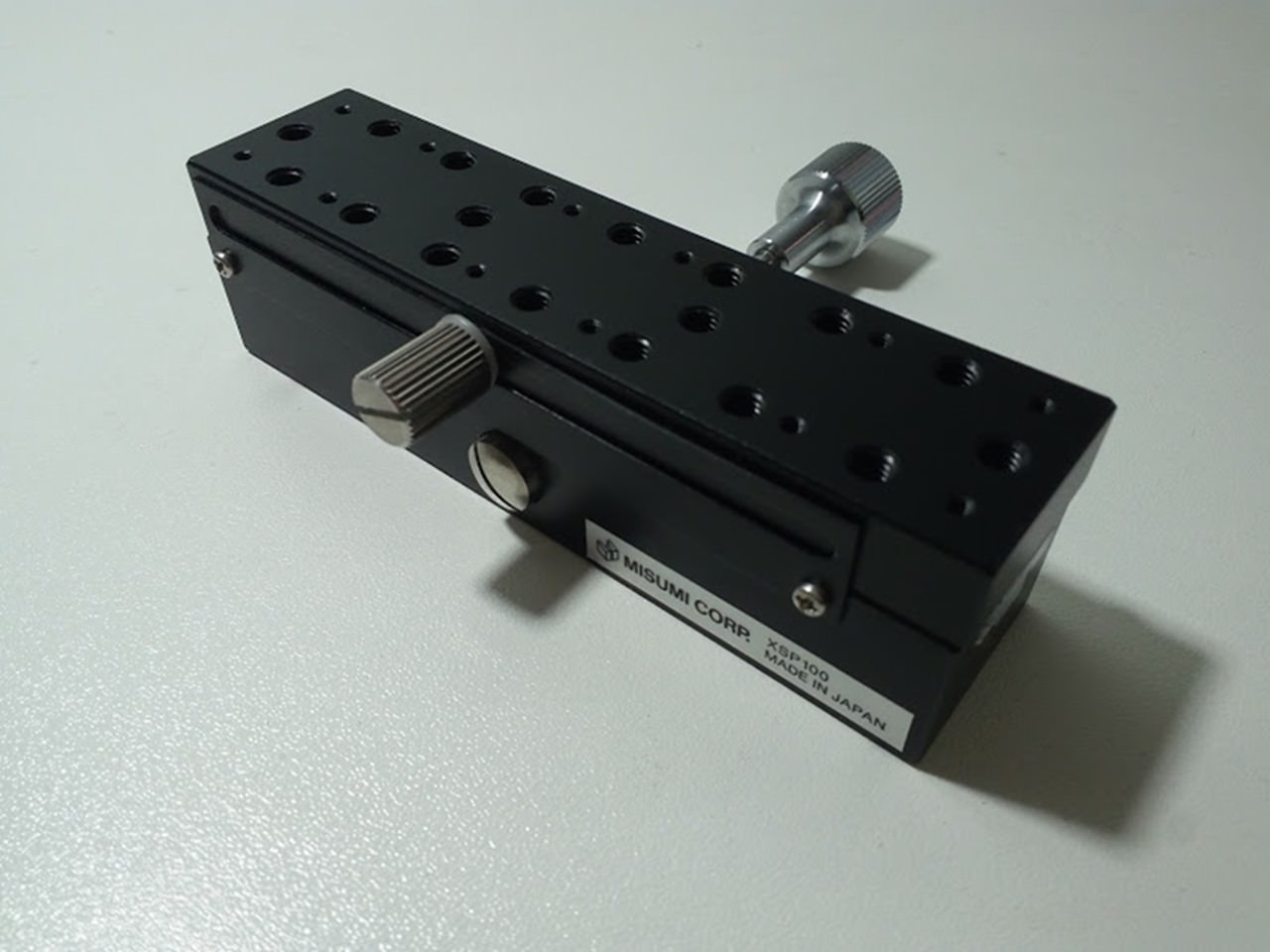 MISUMI XSP100 High Precision X-Axis Dovetail Slide, Rack & Pinion - X-Axis