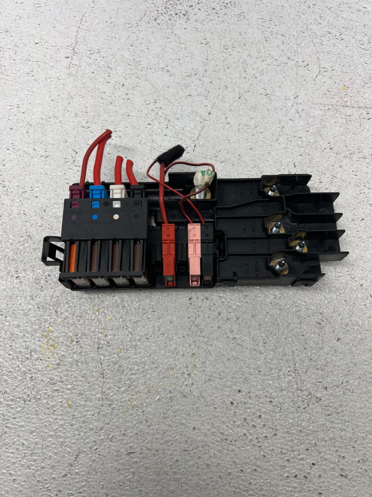 2007 MERCEDES ML350 TRUNK BATTERY POWER JUNCTION 0-1394841-1 OEM 06 07 08